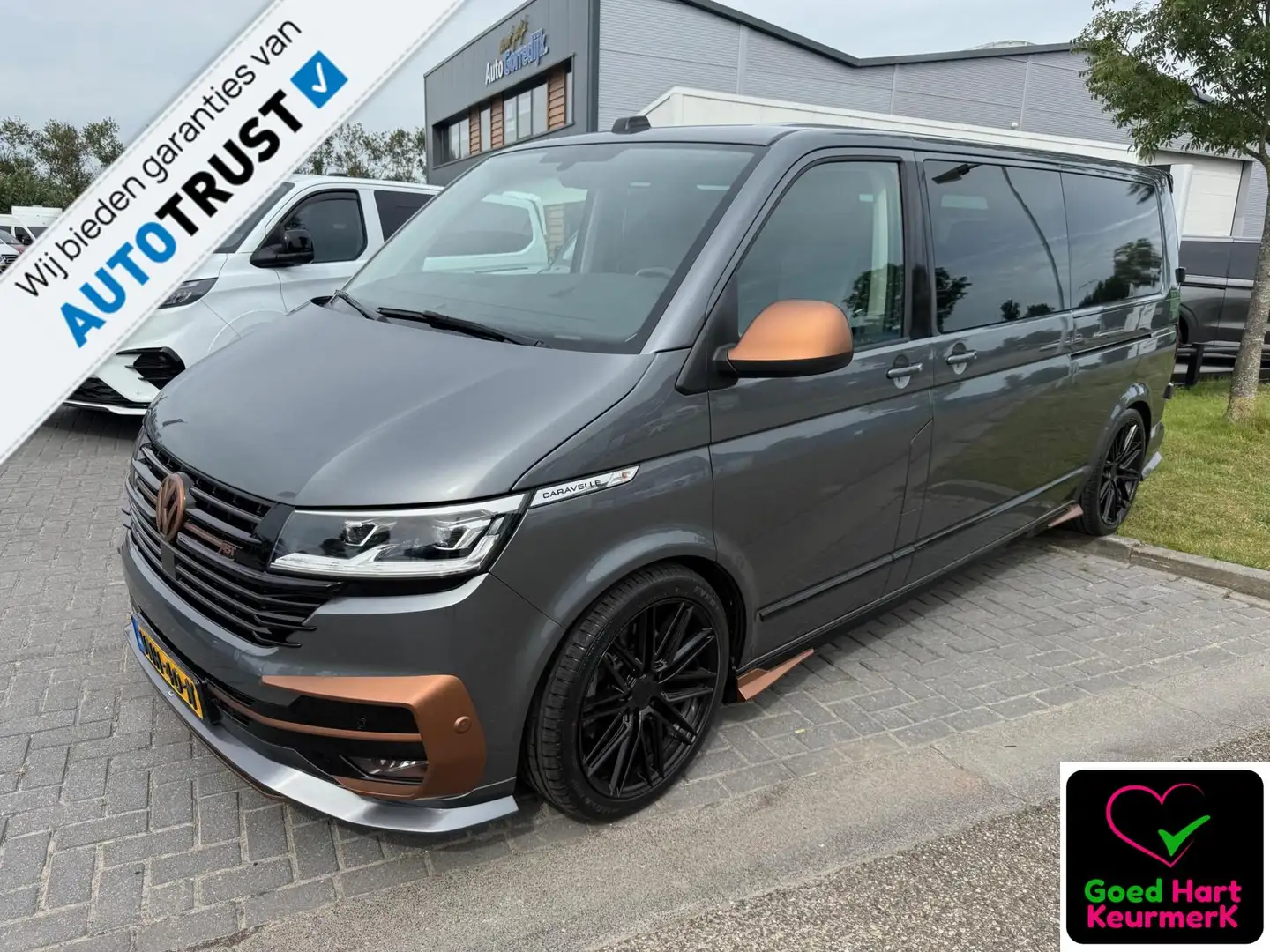Volkswagen T6.1 Transporter 2.0 TDI DC Highline 204Pk Caravelle 4- MOTION ABT Gris - 1
