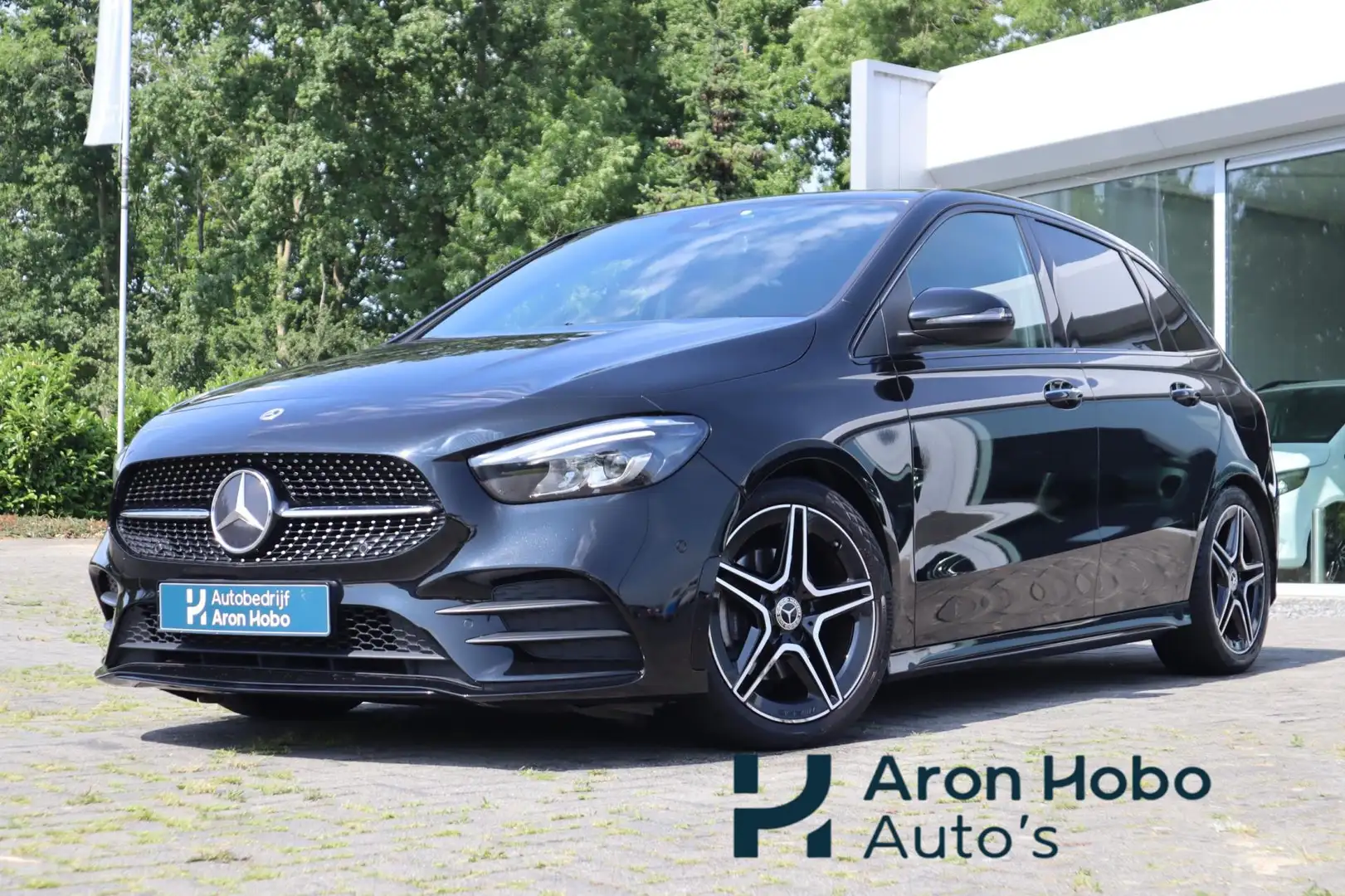 Mercedes-Benz B 180 AMG Sfeerverlichting, Stoelverwarming, Cruisecontr Zwart - 1