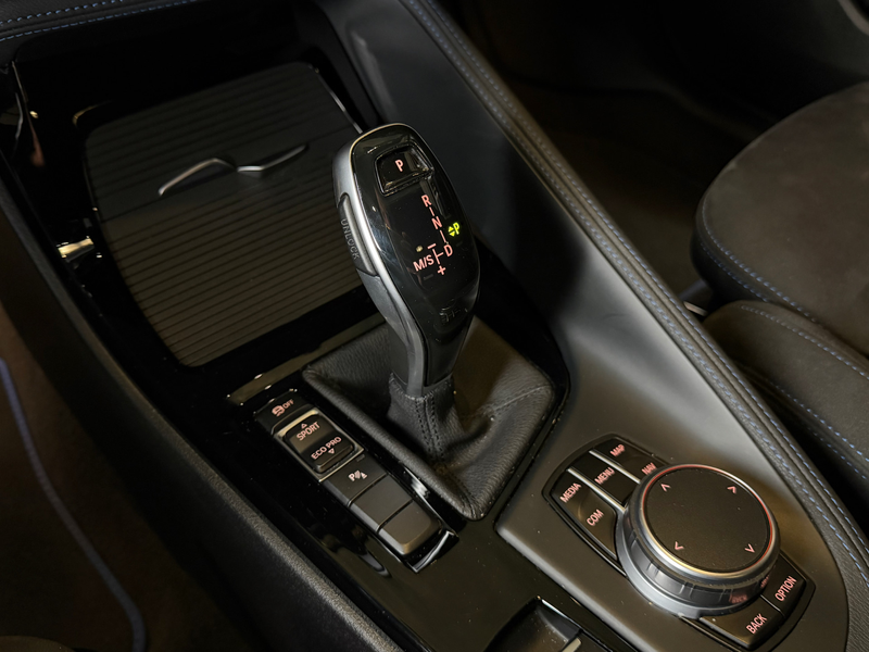 BMW X2 sDrive20i High Exe | M-sport | Head-up — photo 18