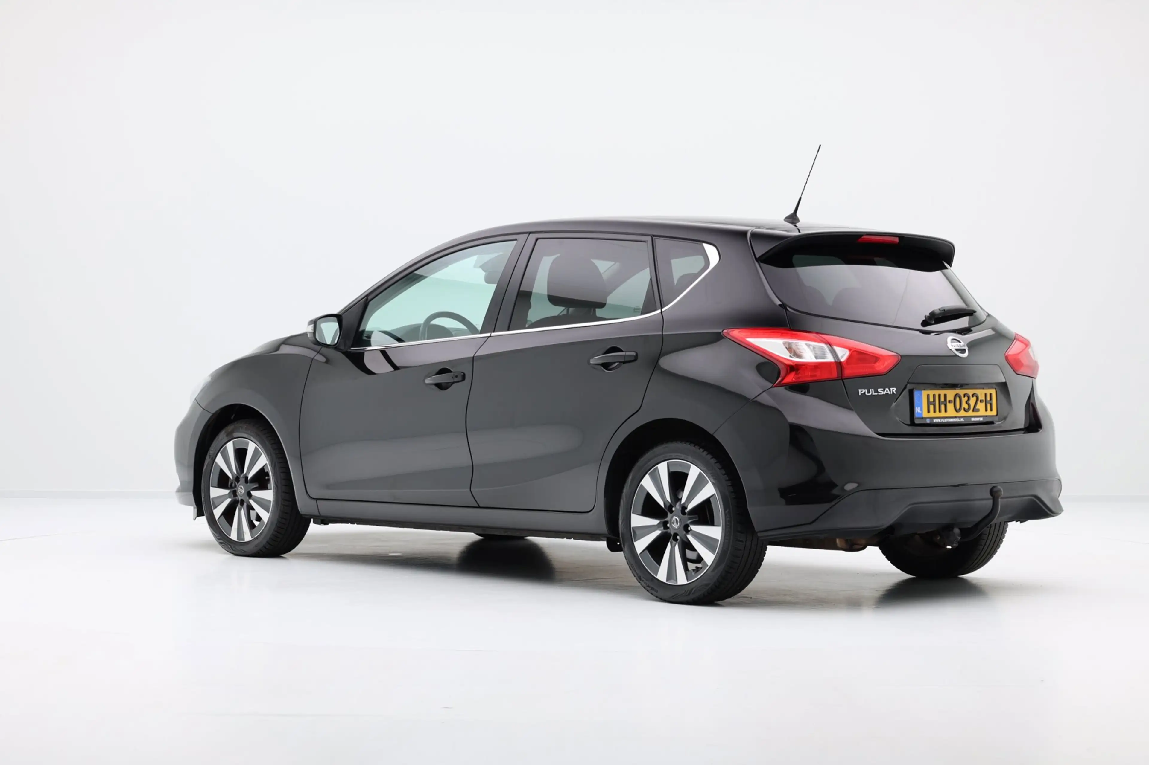 Nissan Pulsar 1.2 DIG-T Connect Edition 17" LMV|Clima|Cam|Navi|T — photo 24