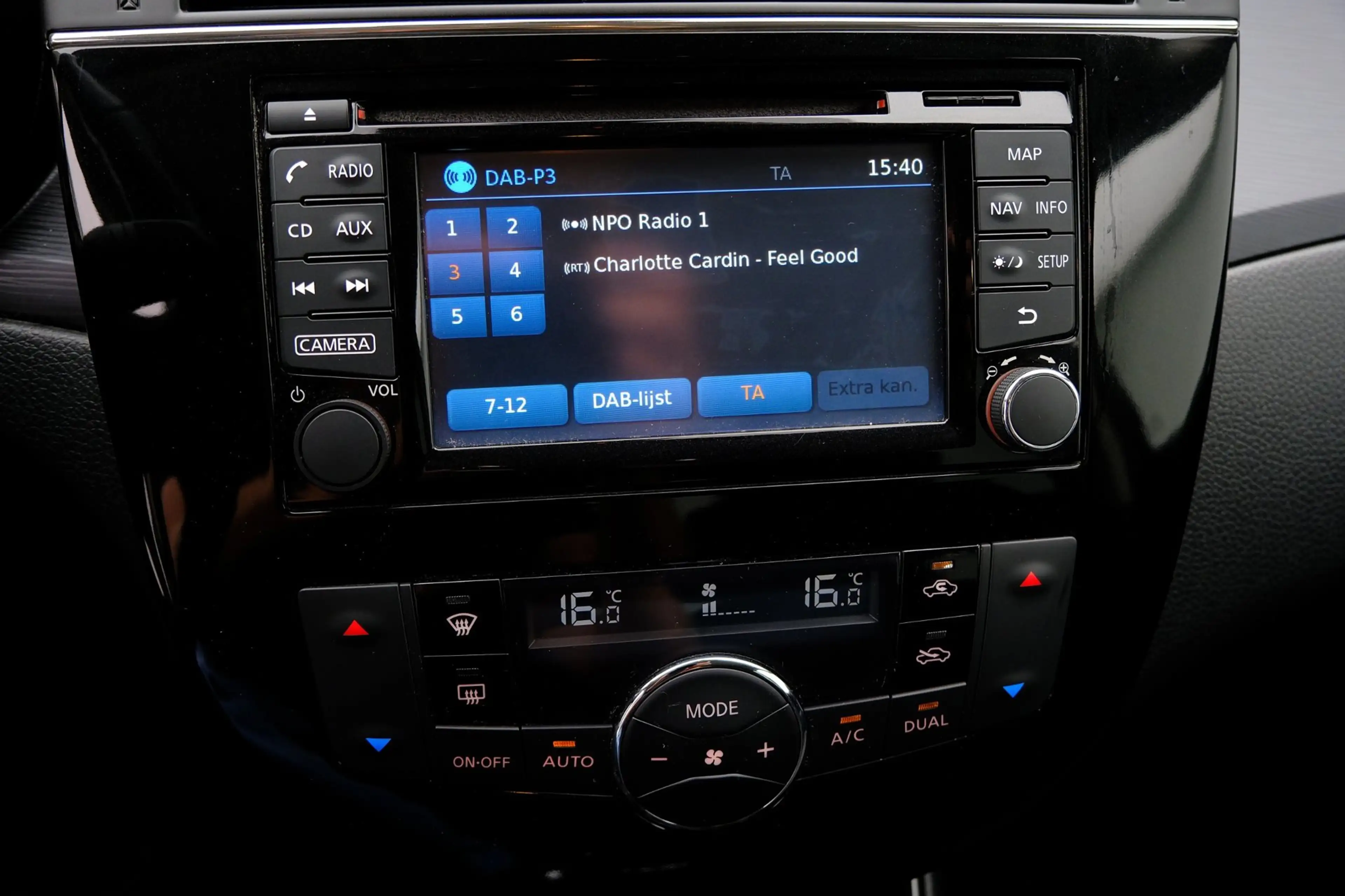 Nissan Pulsar 1.2 DIG-T Connect Edition 17" LMV|Clima|Cam|Navi|T — photo 14
