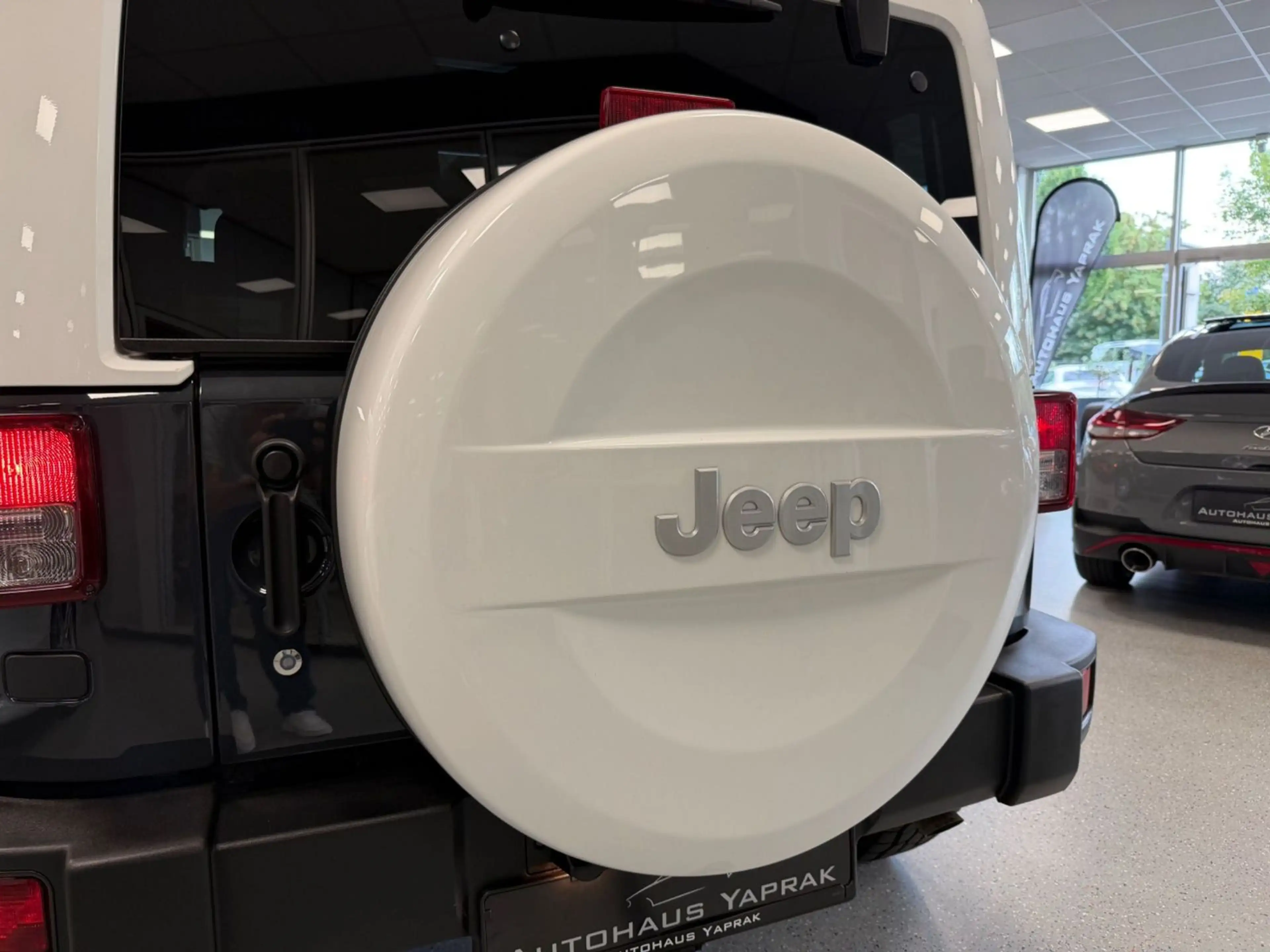 Jeep Wrangler 2,8 CRD Sahara JK Final Edition|4.923km — photo 13