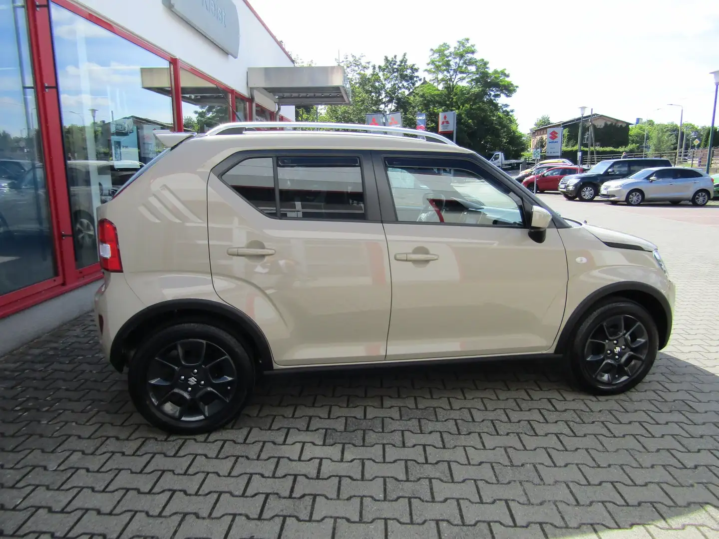 Suzuki Ignis 1.2 Hybrid Comfort Kamera Sitzheizung Allwetter Beige - 2