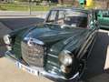 Mercedes-Benz 200 W110 kleine Heckflosse Green - thumbnail 5