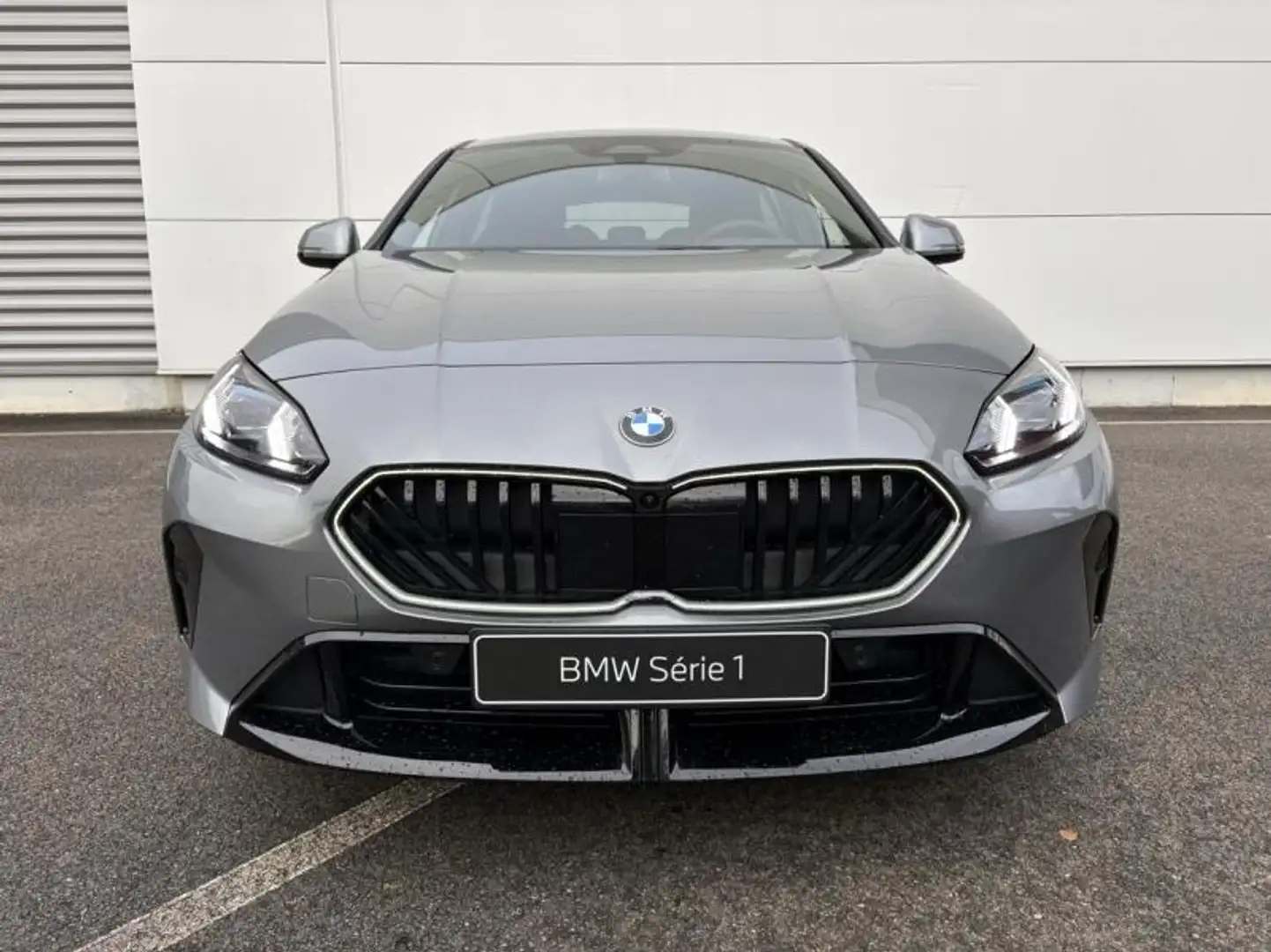 BMW 123 123 xDriveA 218ch M Sport DKG7 Gris - 2