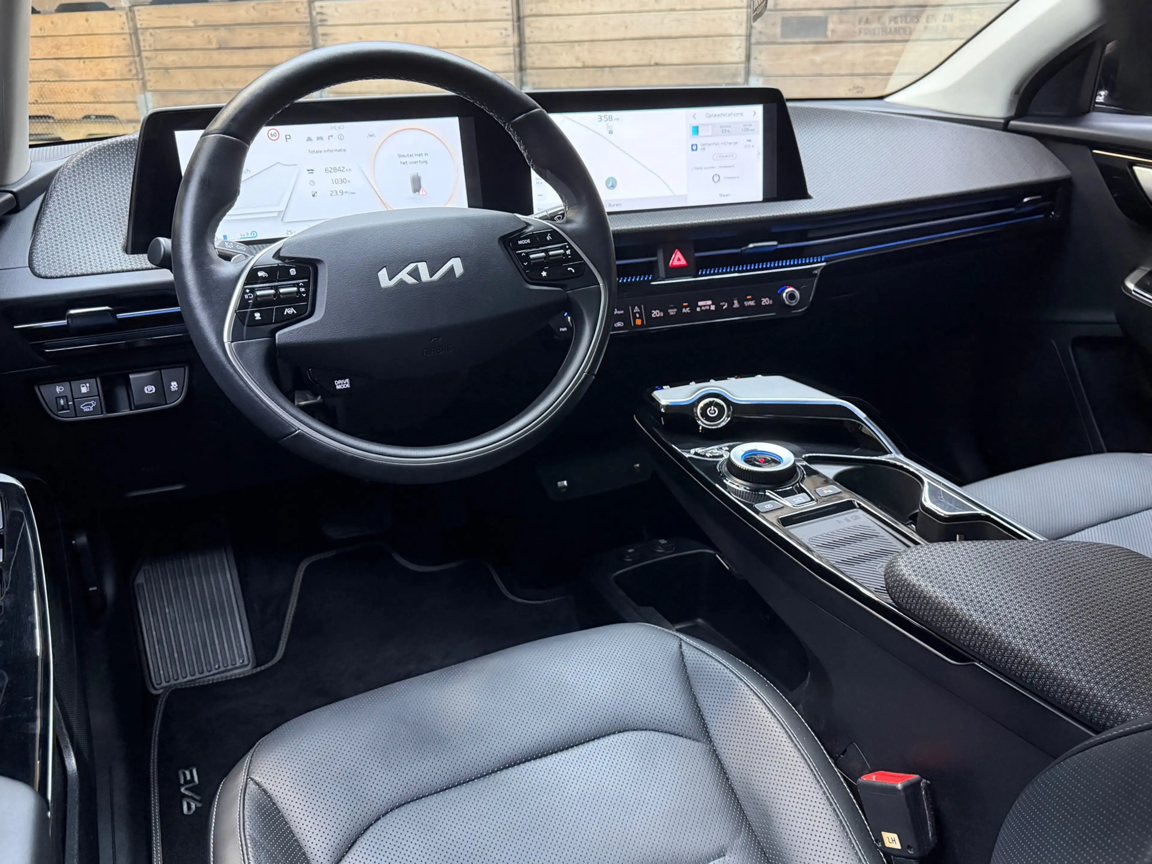 Kia EV6 Plus Advanced AWD 77.4 kWh, Leder, 20"LM, Pano, ad — photo 13
