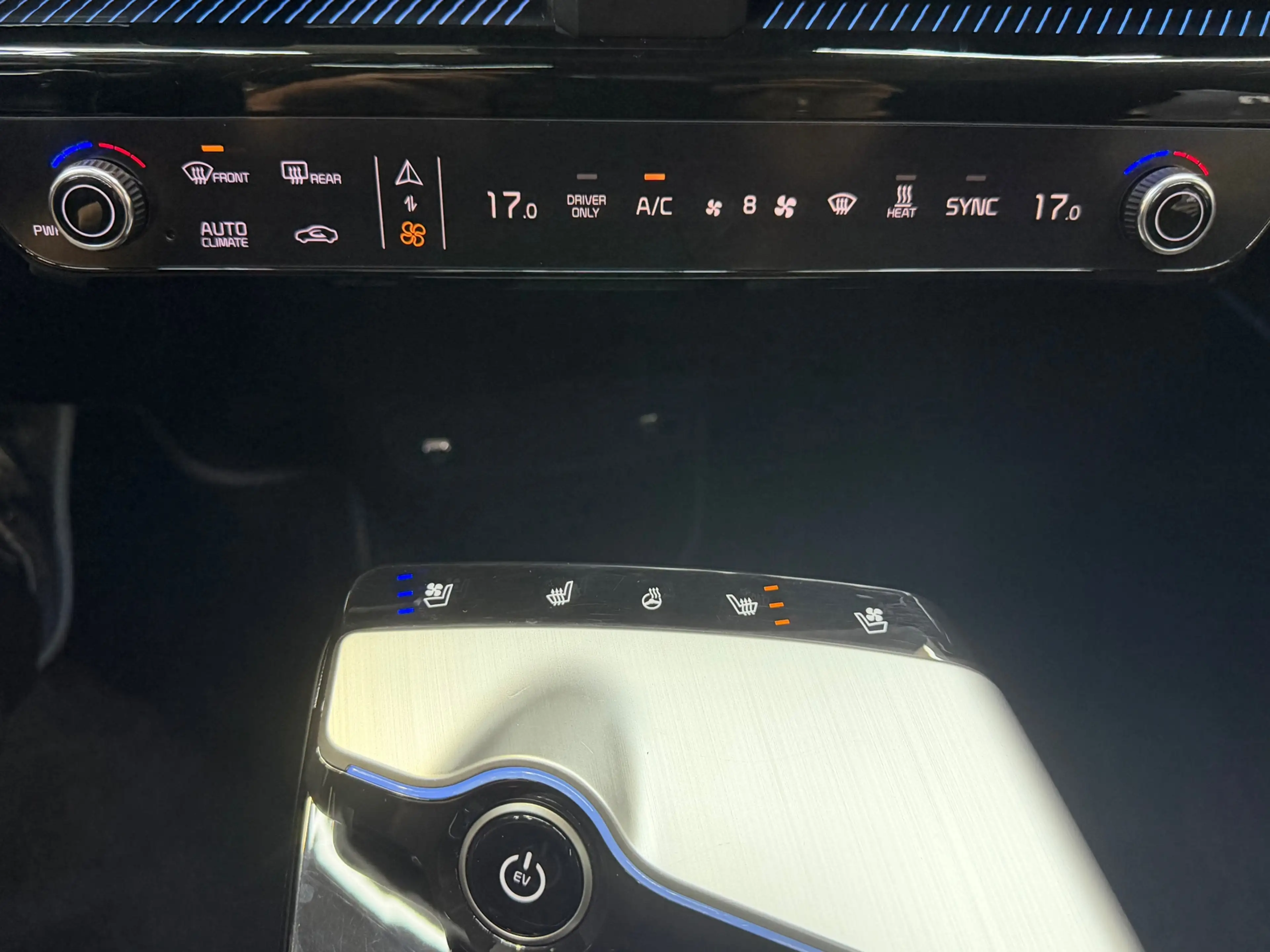 Kia EV6 Plus Advanced AWD 77.4 kWh, Leder, 20"LM, Pano, ad — photo 12