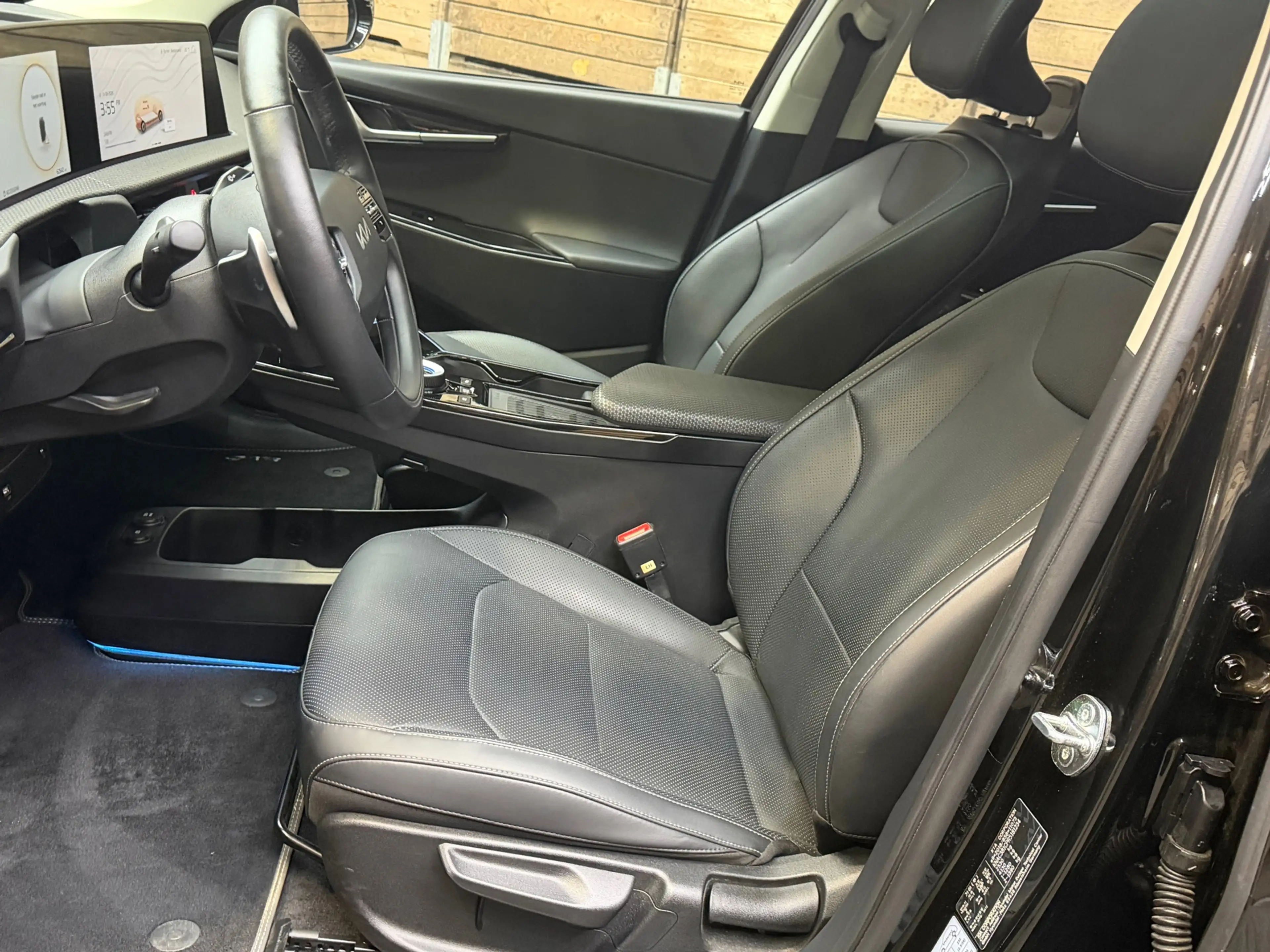 Kia EV6 Plus Advanced AWD 77.4 kWh, Leder, 20"LM, Pano, ad — photo 3
