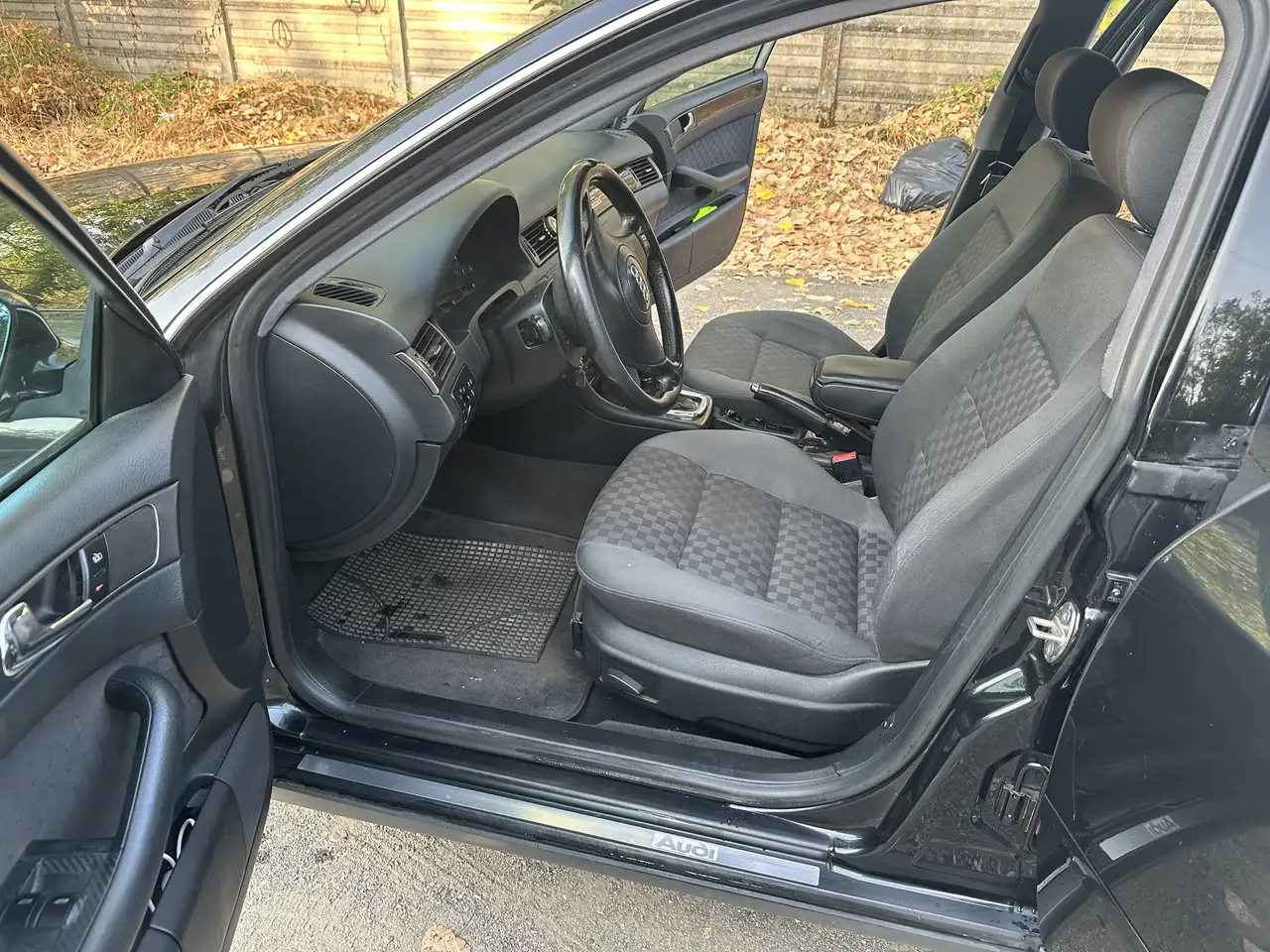 Audi A6 Avant 2.5 V6 tdi quattro 180cv, foto 5