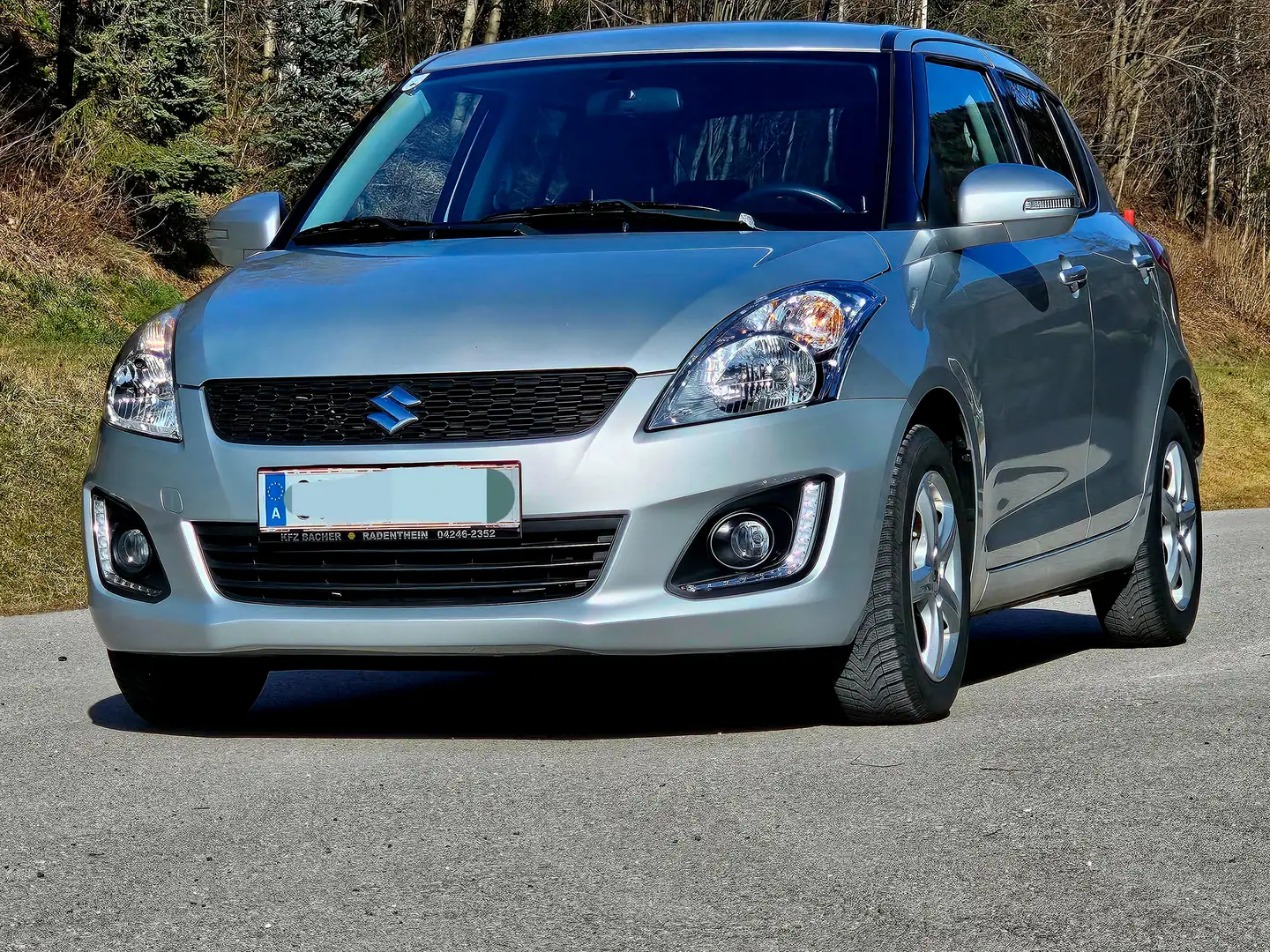 Suzuki Swift 1,2 Shine Plateado - 2