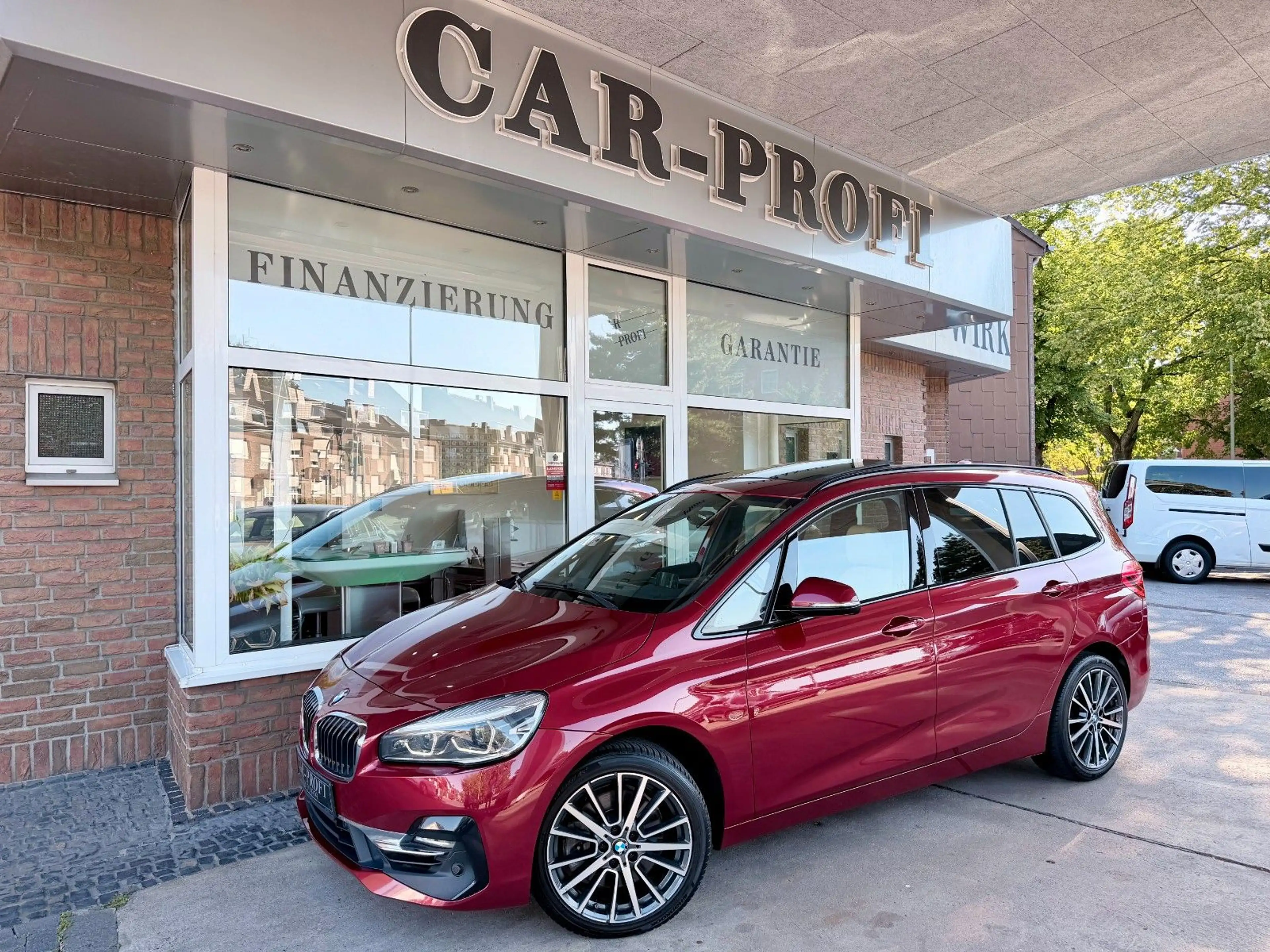 BMW 220 Gran Tourer Luxury Line Autom. Pano/Leder