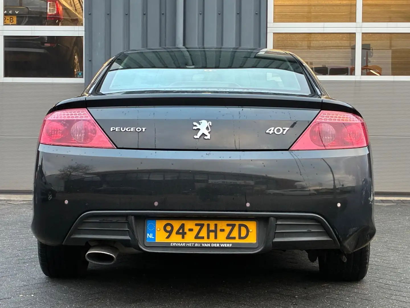 Peugeot 407 Coupé 2.2-16V Pack Schwarz - 2