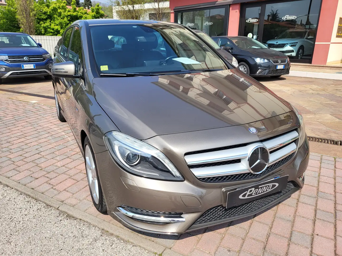 Mercedes-Benz B 200 CDI Premium Gri - 1