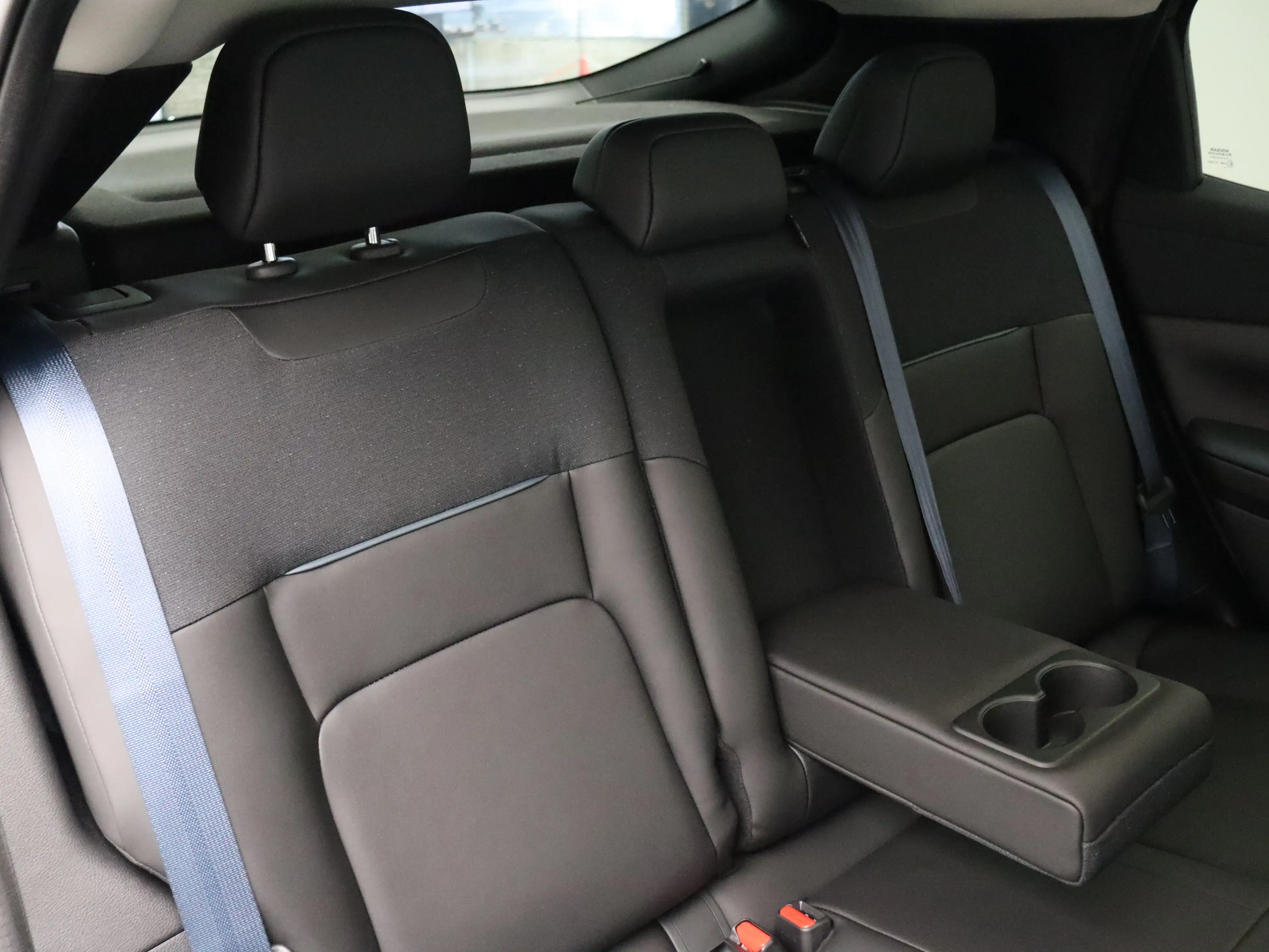 Nissan Leaf Advance 75 kWh | 18" lichtmetalen velgen met diamo — photo 9