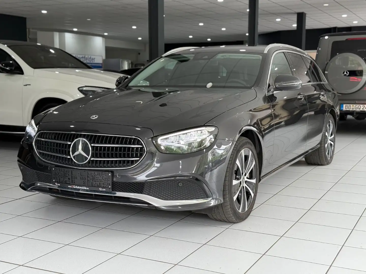 Mercedes-Benz E 300 de T*Avantgarde*KAMERA*AHK*T-LEDER*AMBIENTE Grigio - 1