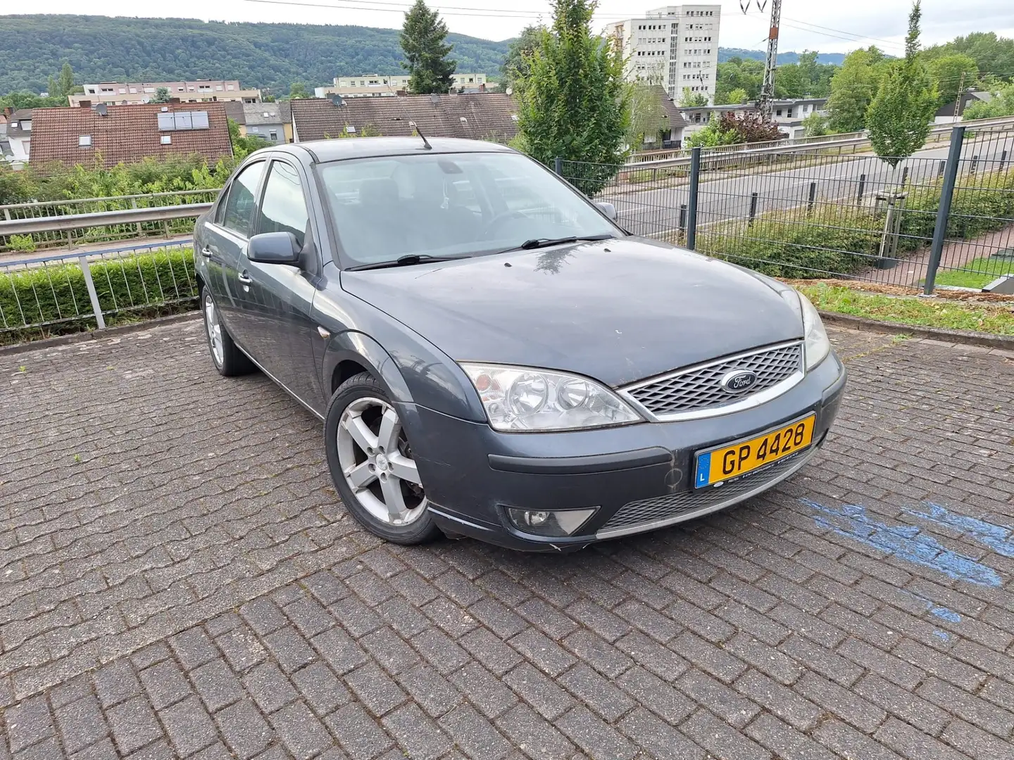 Ford Mondeo 2.0 TDCi DPF Ghia - 1