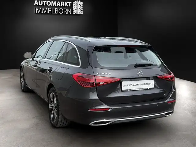 Mercedes-Benz C-Class view 10