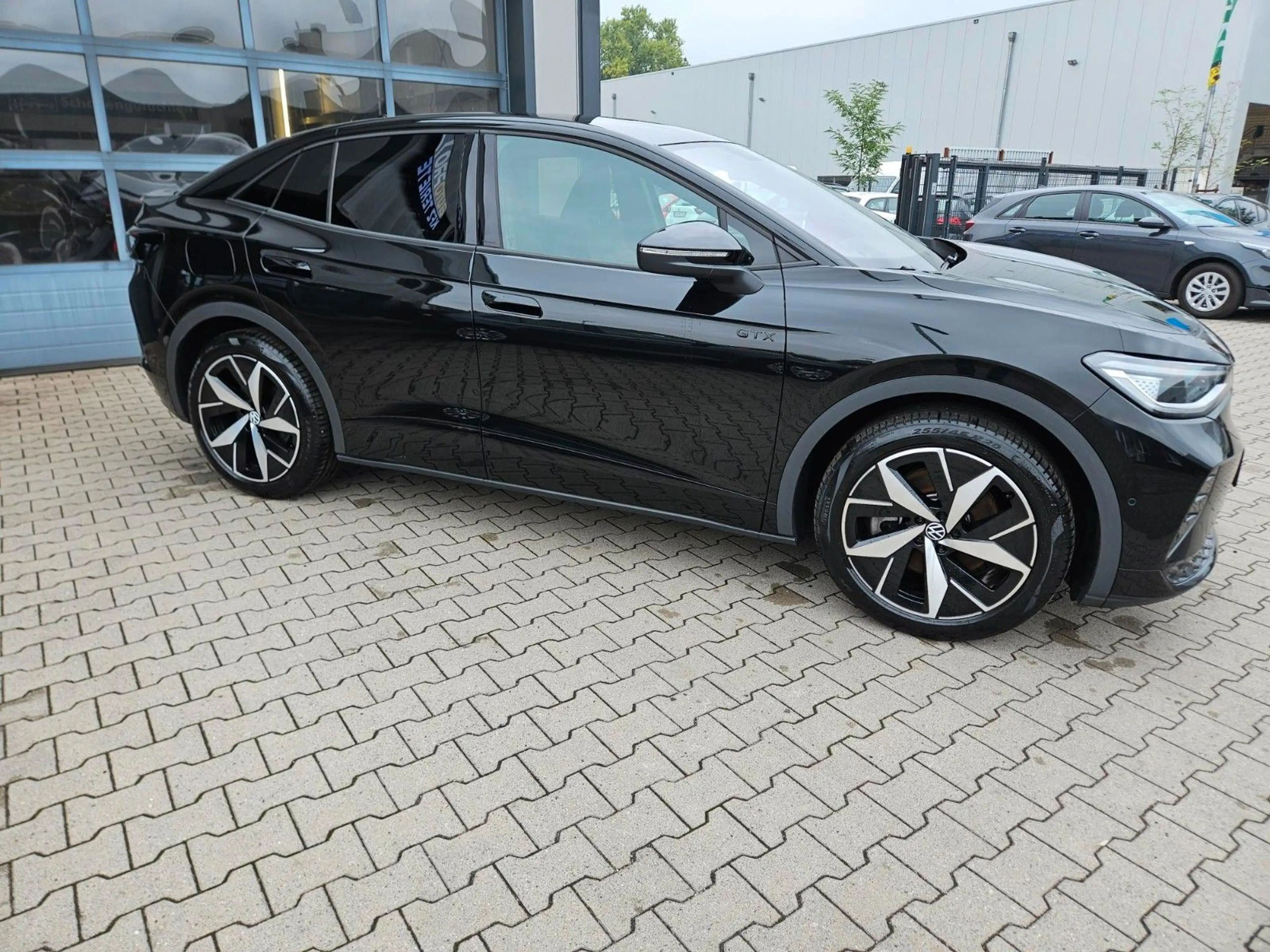 Volkswagen ID.5 GTX 220 kW 4Motion Kamera AHK Wärmepumpe — photo 10