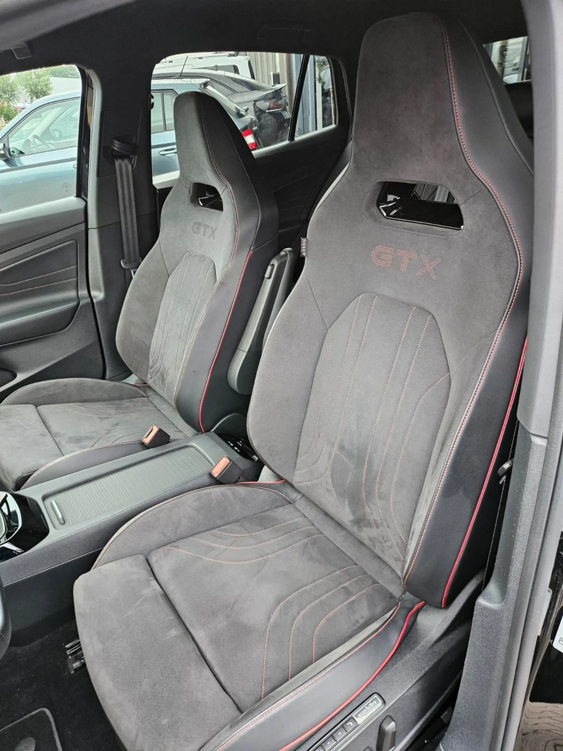 Volkswagen ID.5 GTX 220 kW 4Motion Kamera AHK Wärmepumpe — photo 20