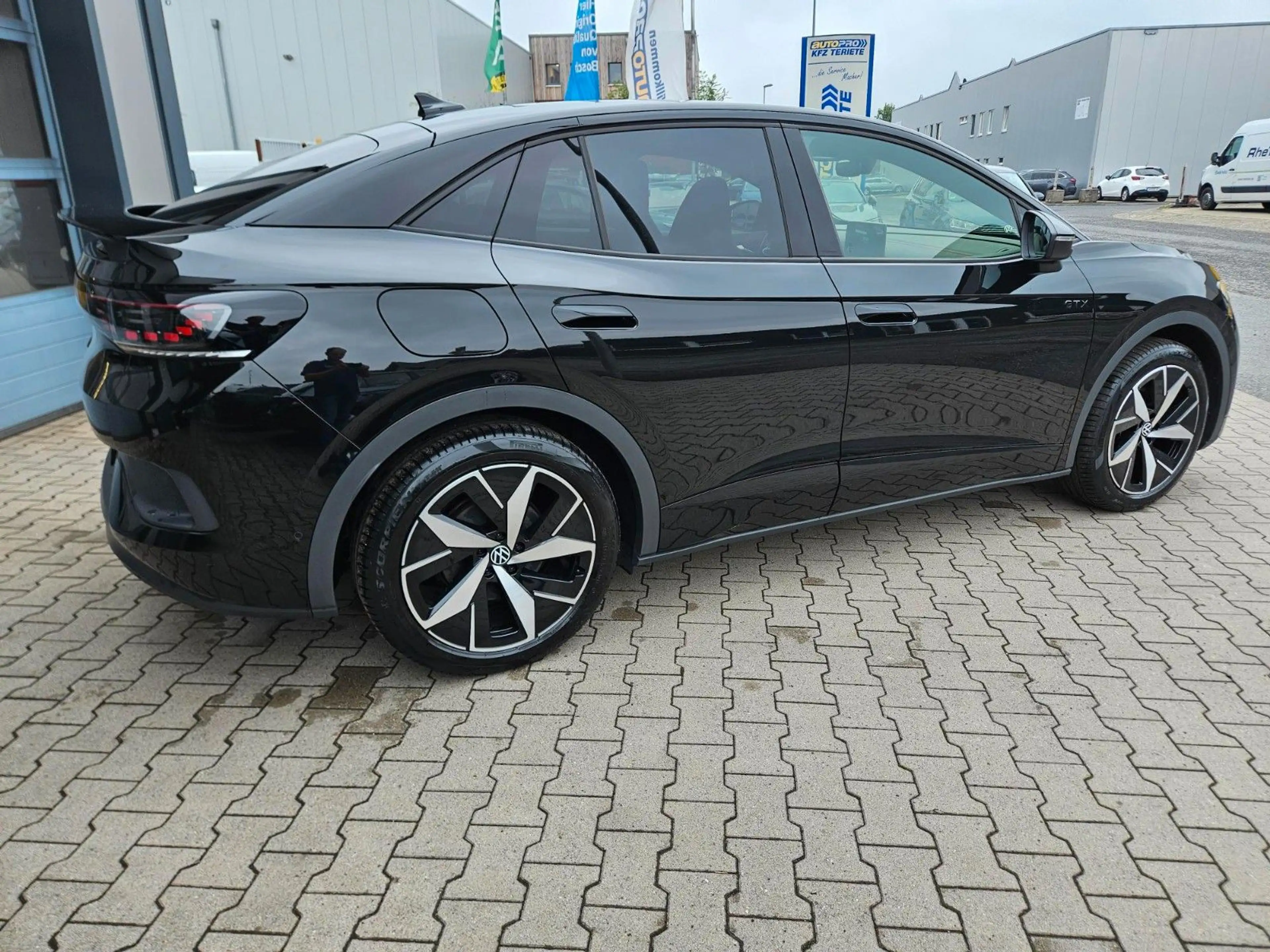 Volkswagen ID.5 GTX 220 kW 4Motion Kamera AHK Wärmepumpe — photo 9
