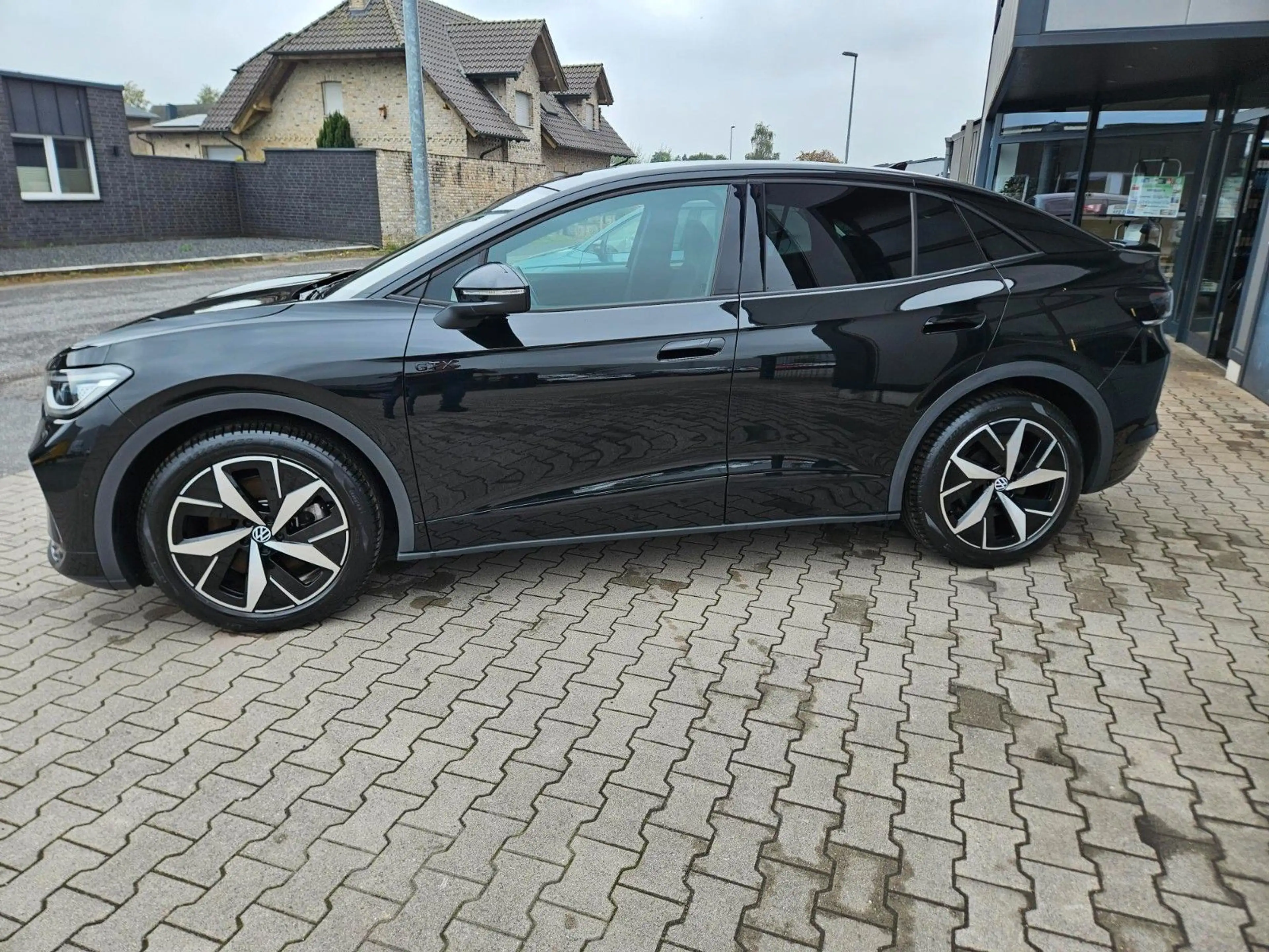 Volkswagen ID.5 GTX 220 kW 4Motion Kamera AHK Wärmepumpe — photo 6