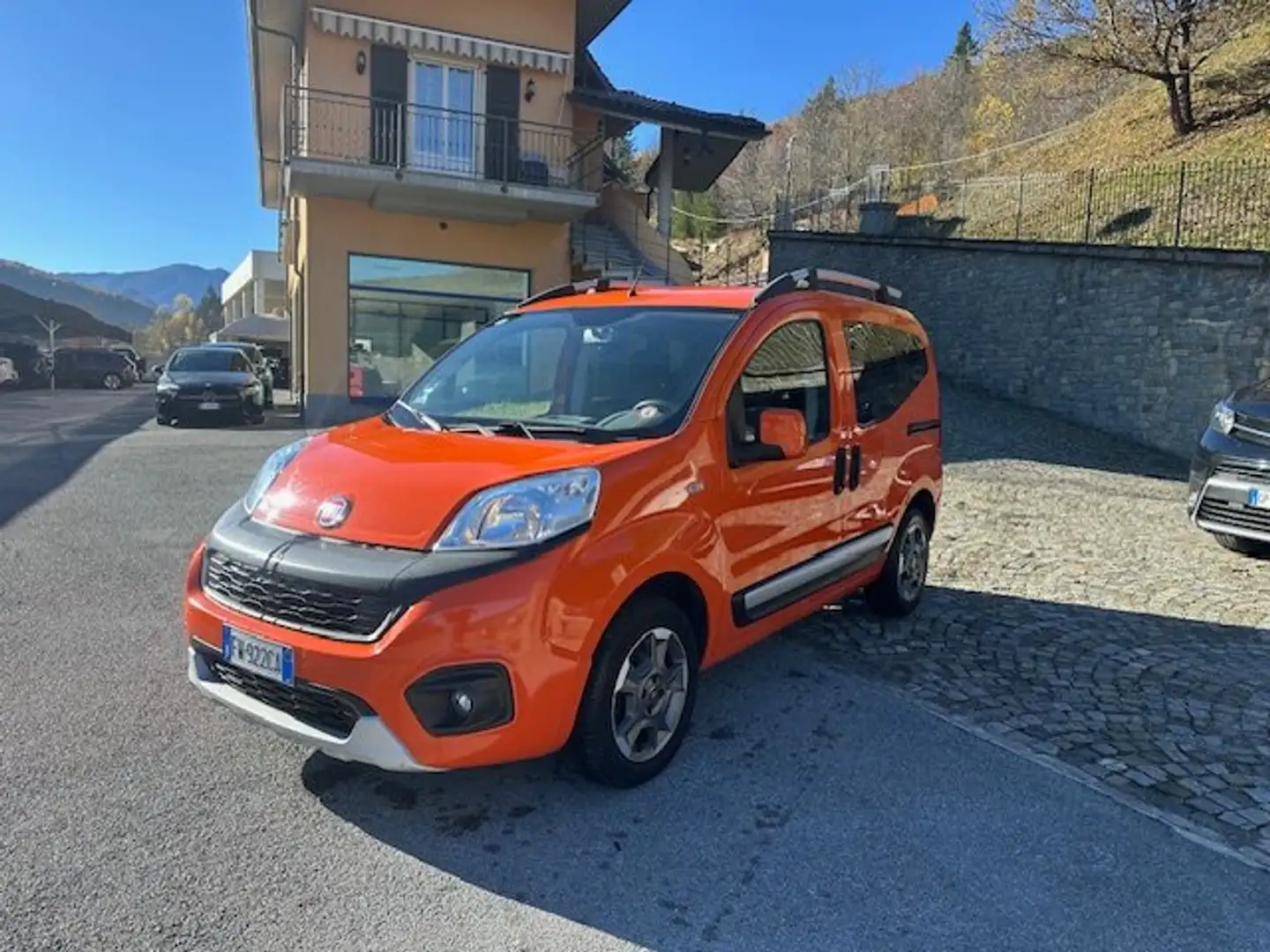 Fiat Qubo 1.3 mjt 16v Trekking 95cv my19 UNICOPROPRIETARIO Arancione - 2