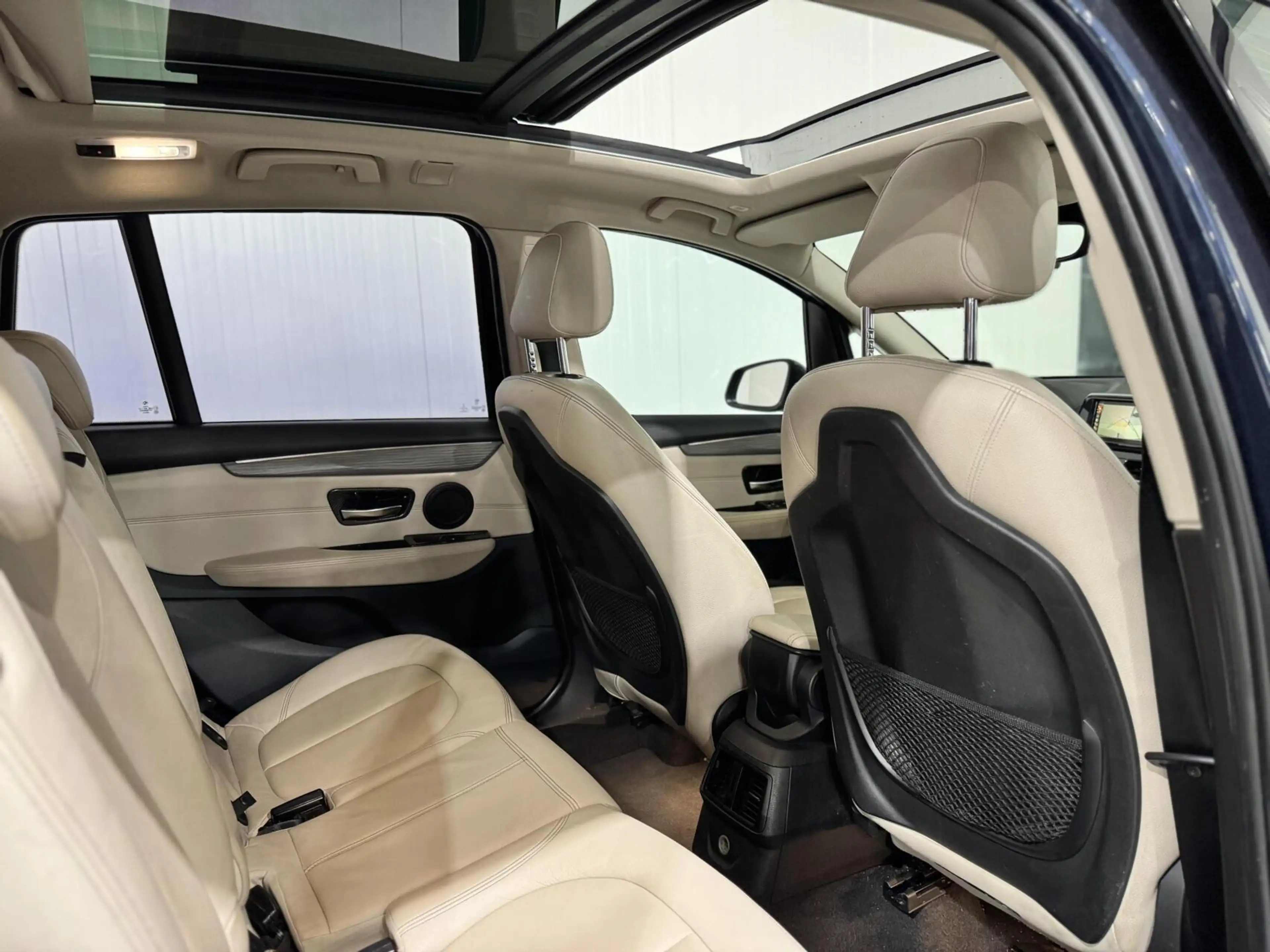 BMW 220 2-serie Gran Tourer 220i M Sport 7p|PANO|TREKHAAK| — photo 11