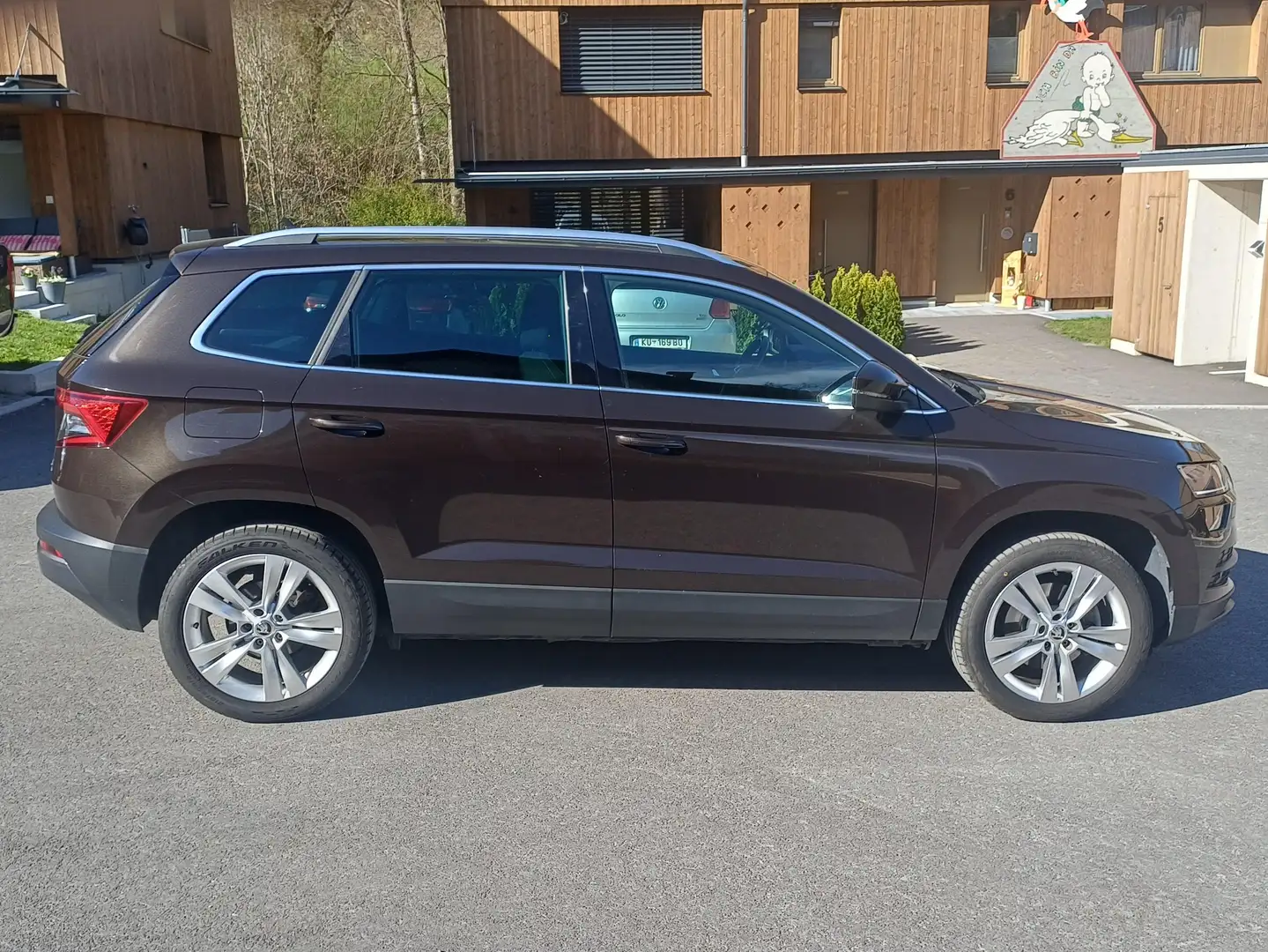 Skoda Karoq Karoq 1,0 TSI Style DSG Aut. Style Braun - 1