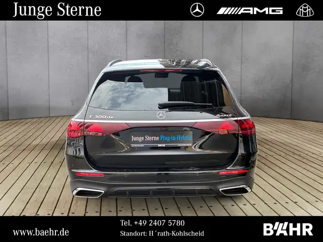 Mercedes-Benz E-Class view 8