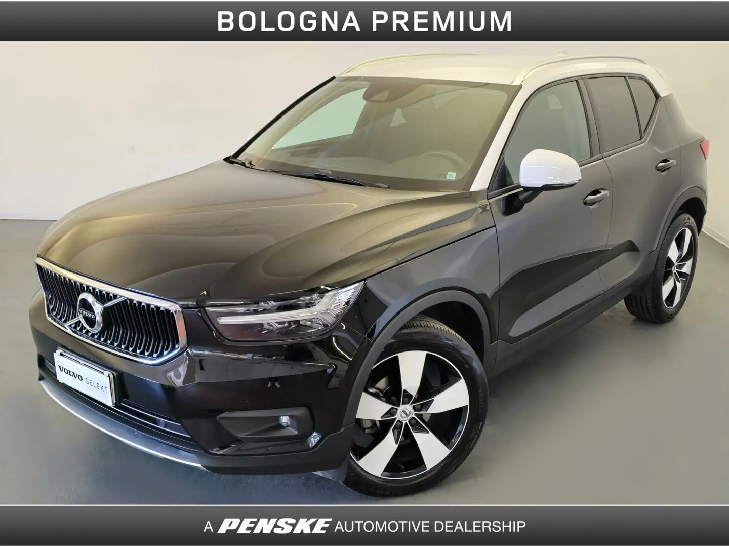 Volvo XC40 T3 Geartronic Momentum Pro Nero - 1