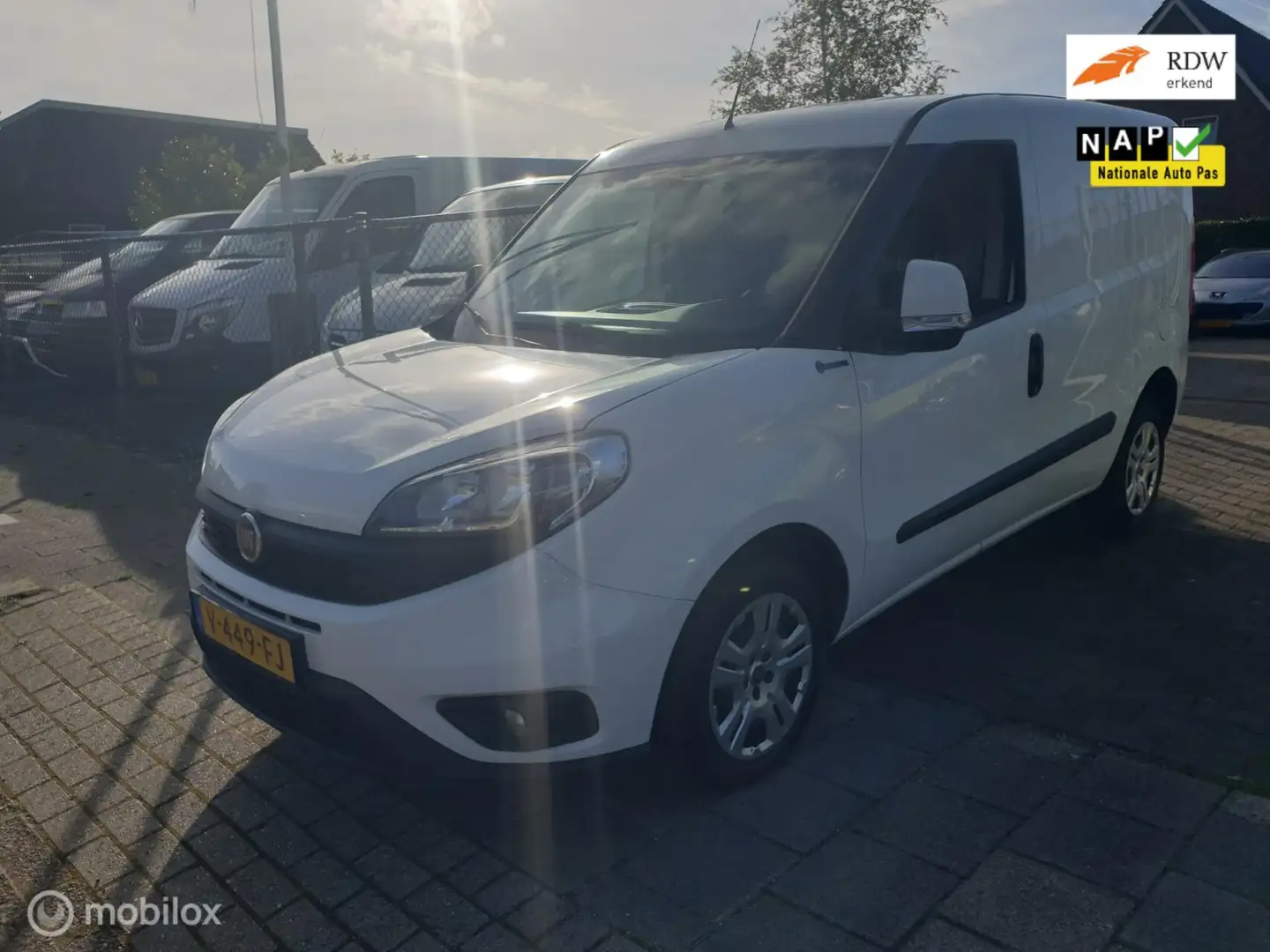 Fiat Doblo Cargo 1.3 MJ L1H1 SX Weiß - 1