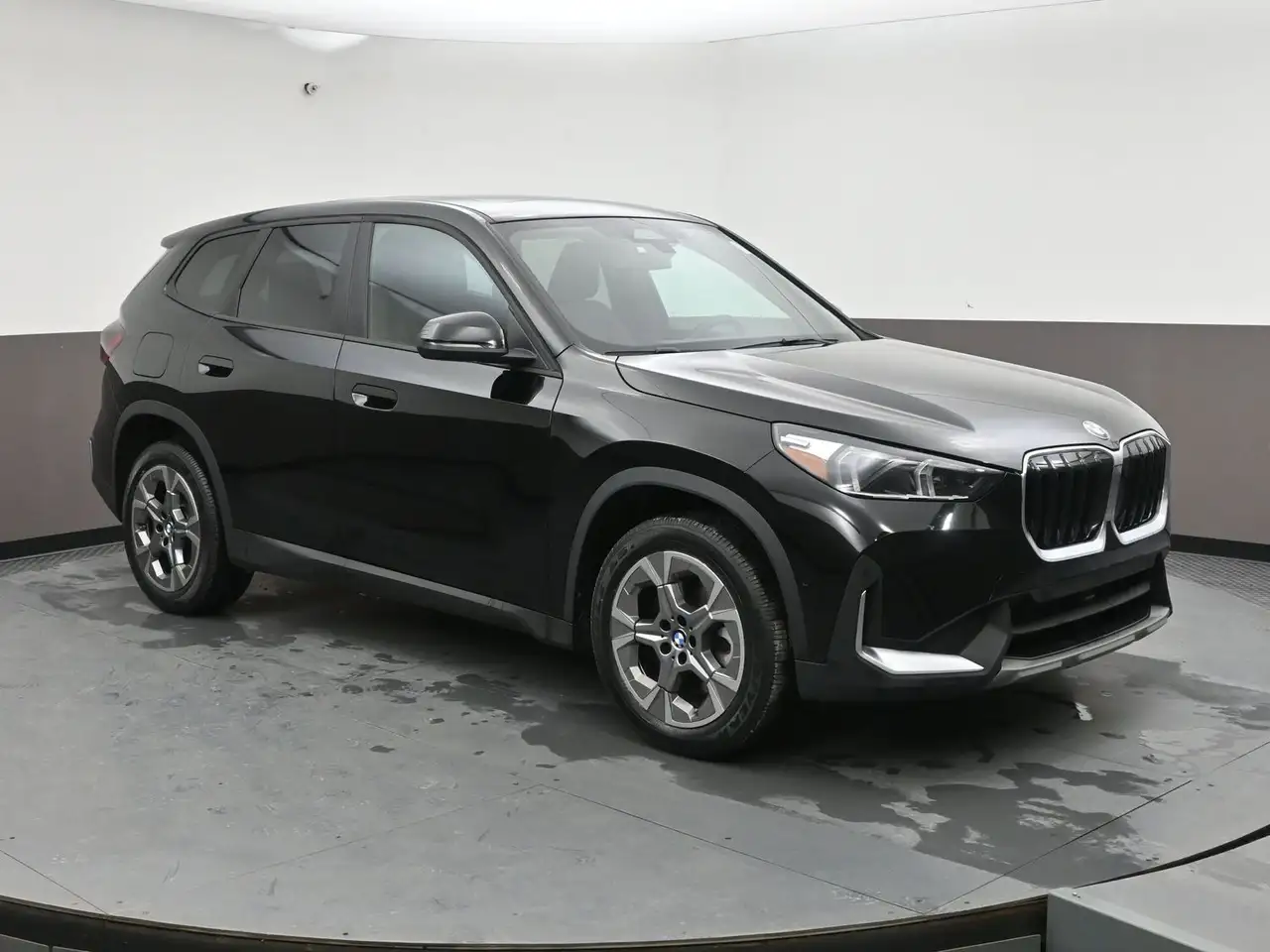 2025 BMW X1