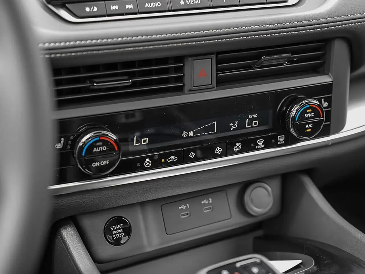 Nissan Rogue photo Nissan Rogue