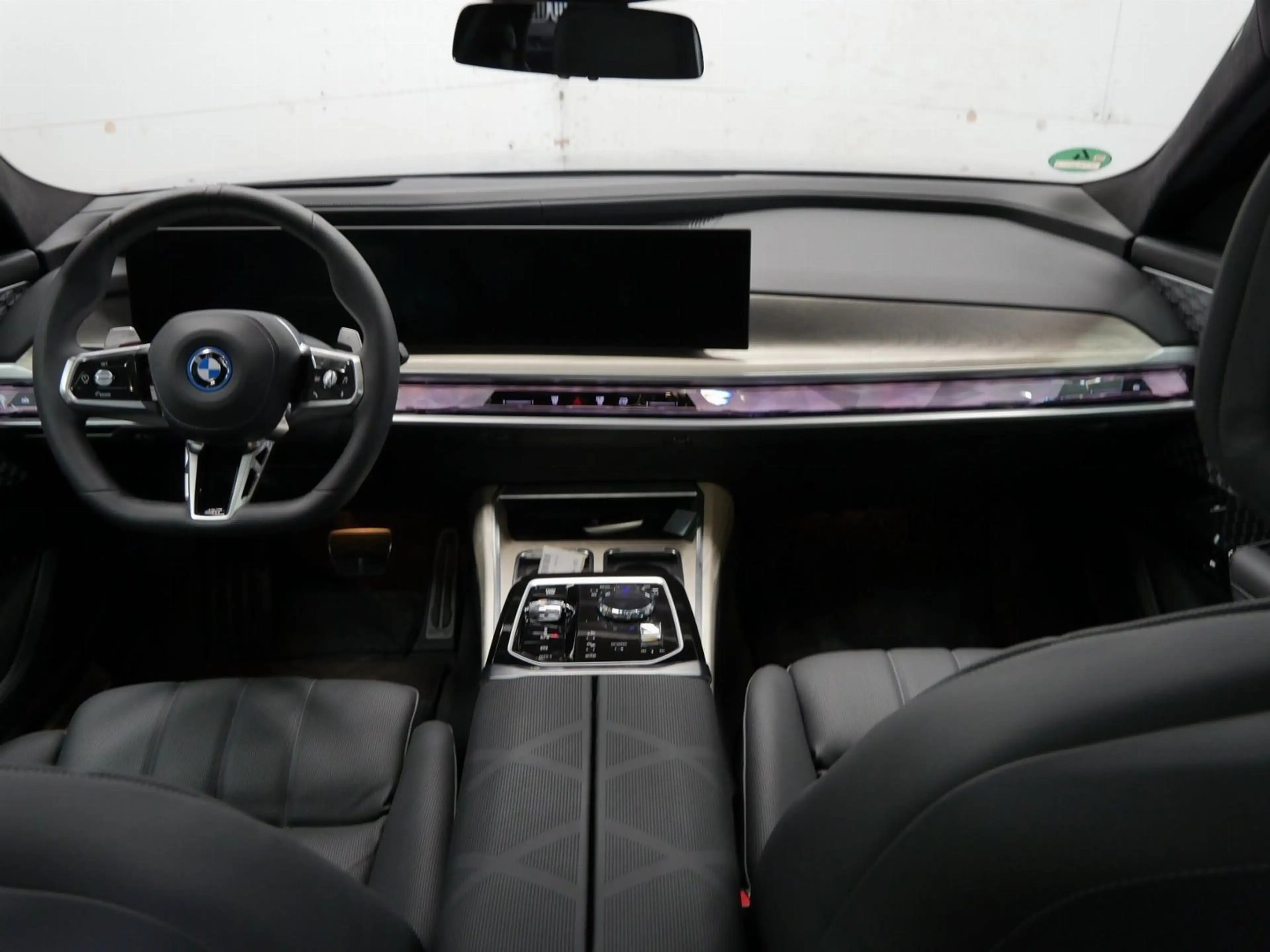 BMW 750 e xDrive M Sport PRO //ExecutiveLoungeSeating — photo 7