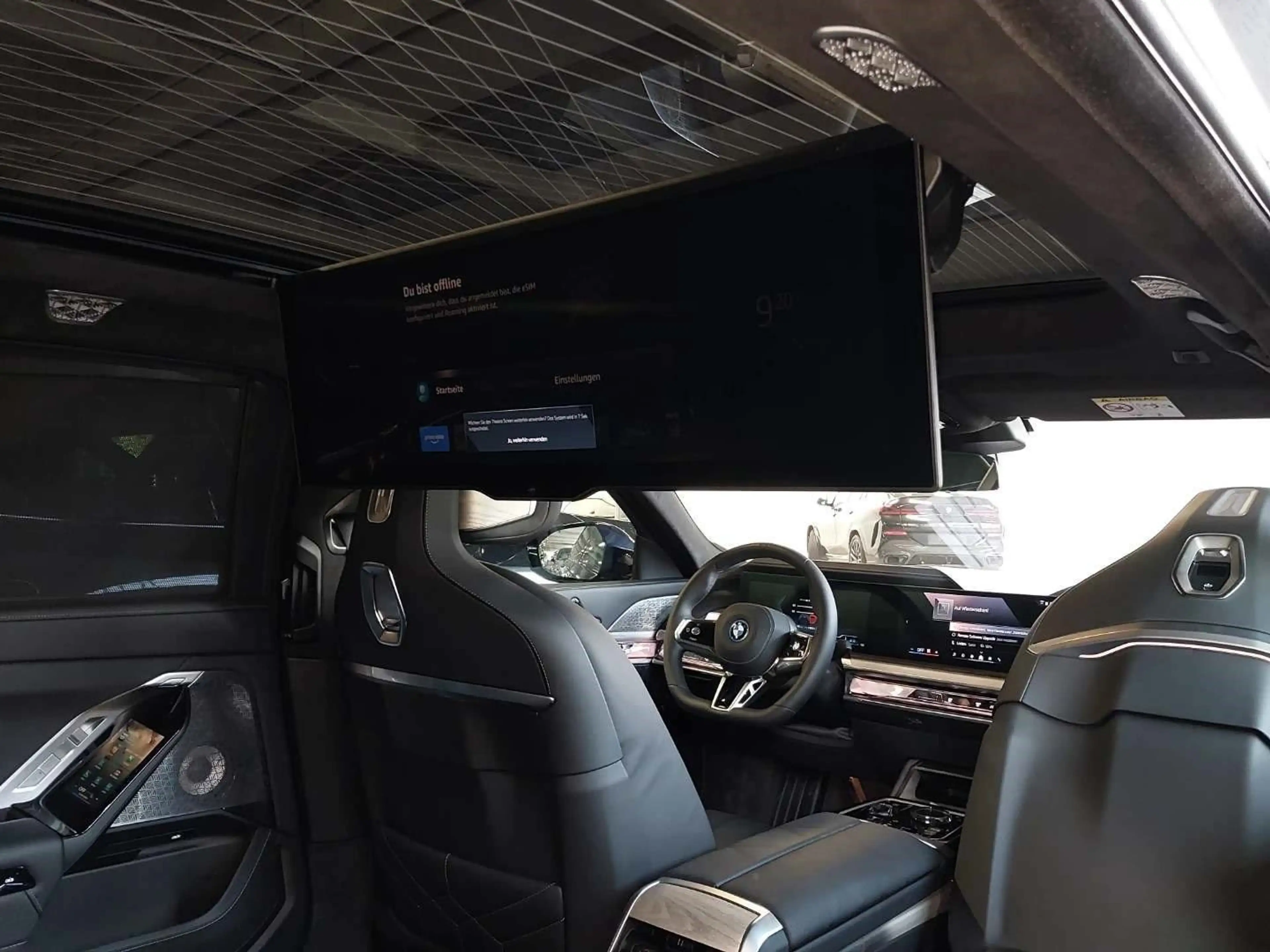 BMW 750 e xDrive M Sport PRO //ExecutiveLoungeSeating — photo 11