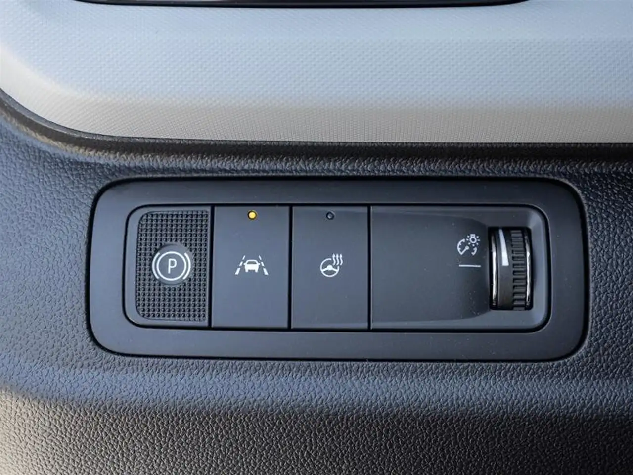 Chevrolet Bolt снимка Chevrolet Bolt