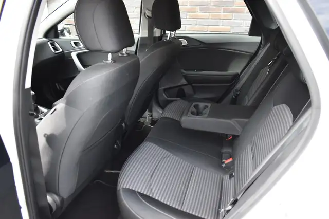Kia Ceed view 15