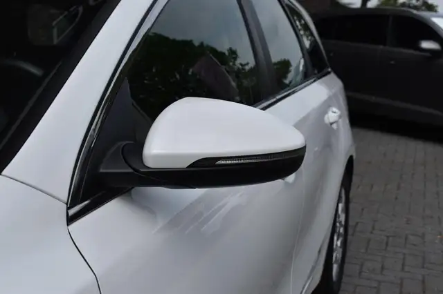 Kia Ceed view 11
