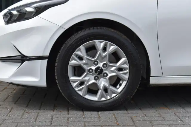 Kia Ceed view 12