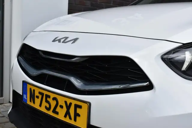 Kia Ceed view 10