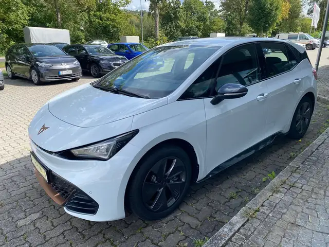 CUPRA Born