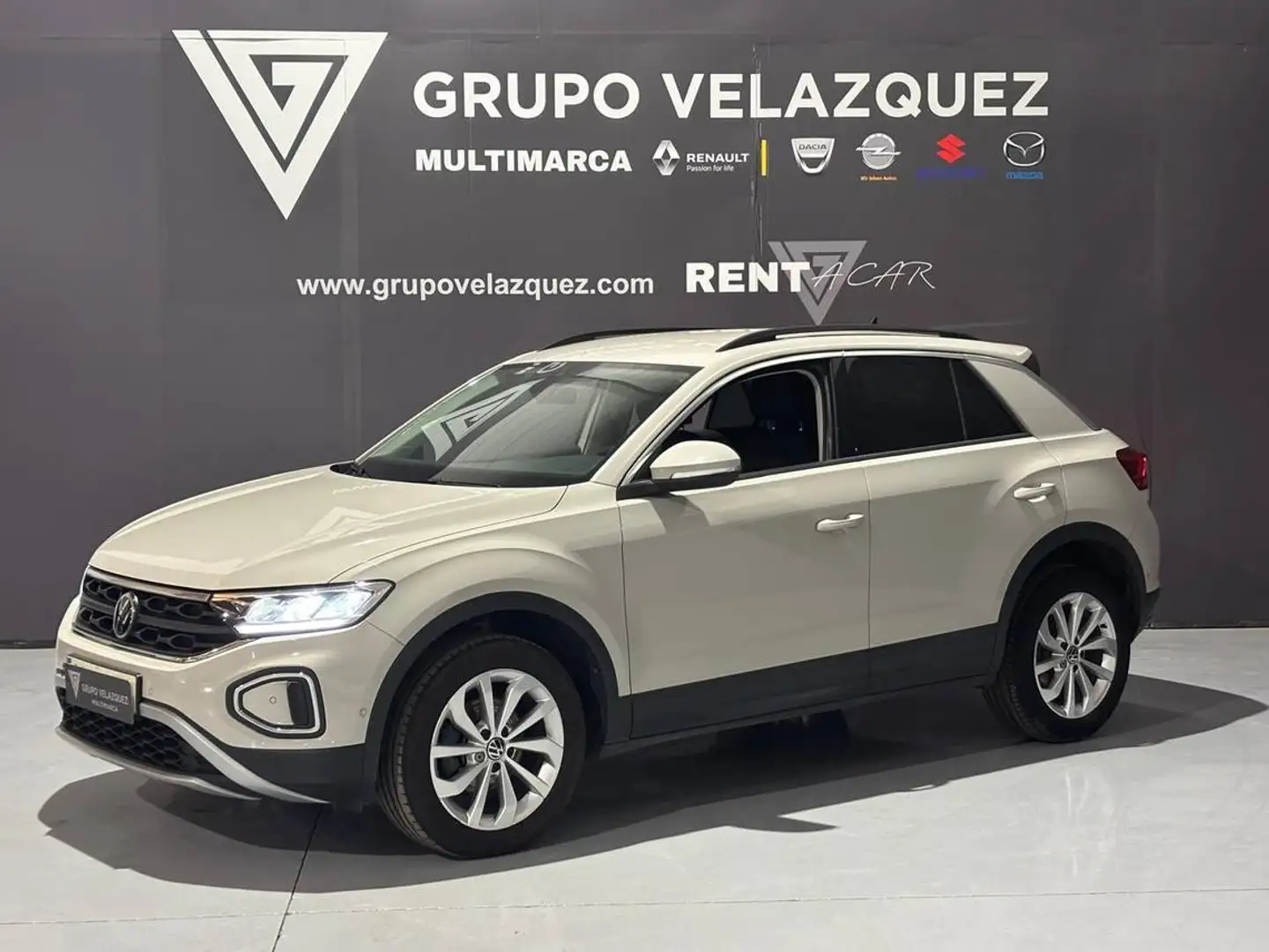 Volkswagen T-Roc 1.0 TSI Life 81kW Gris - 1