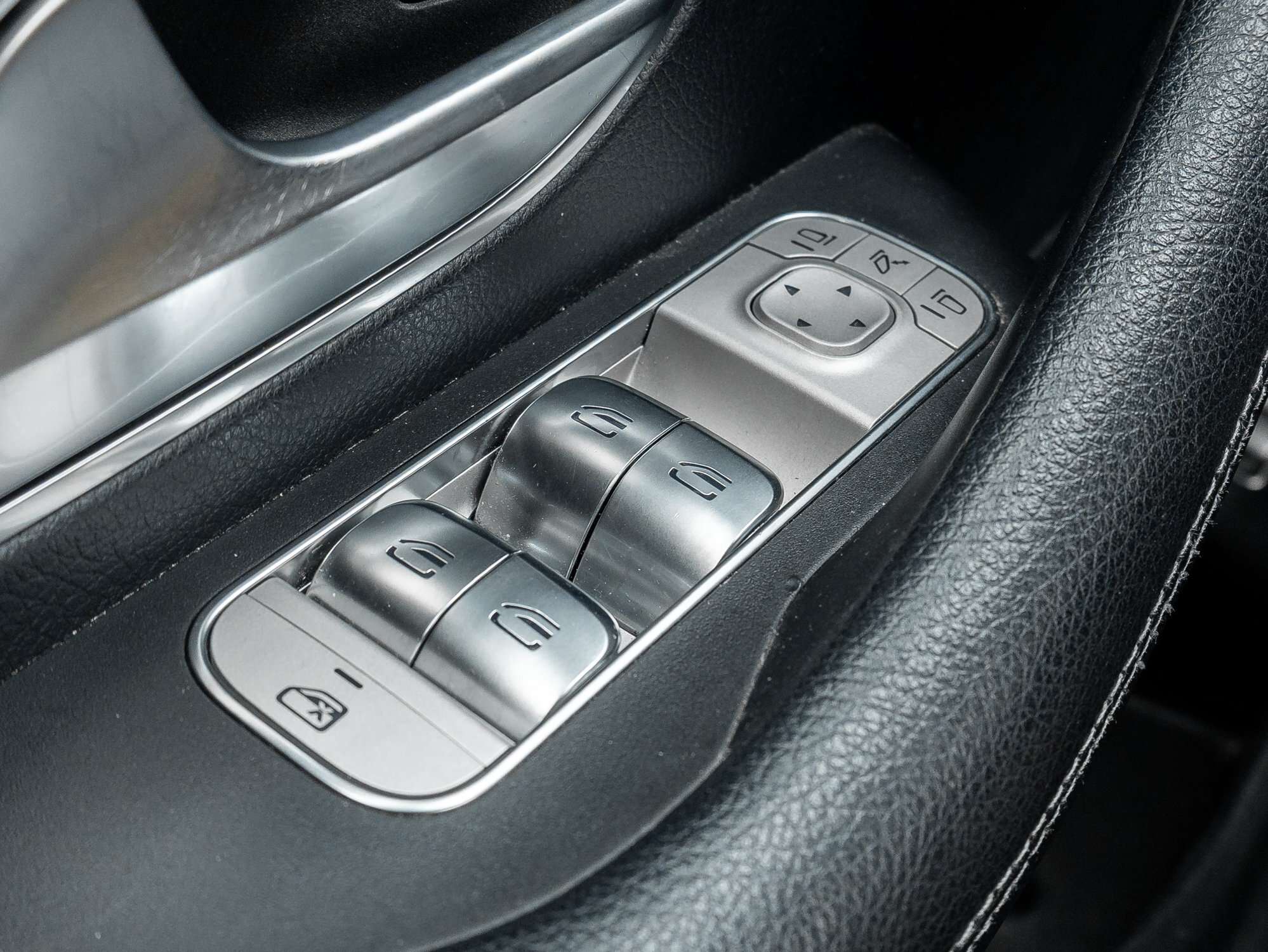 used 2020 Mercedes-Benz GLE car, priced at $43,749