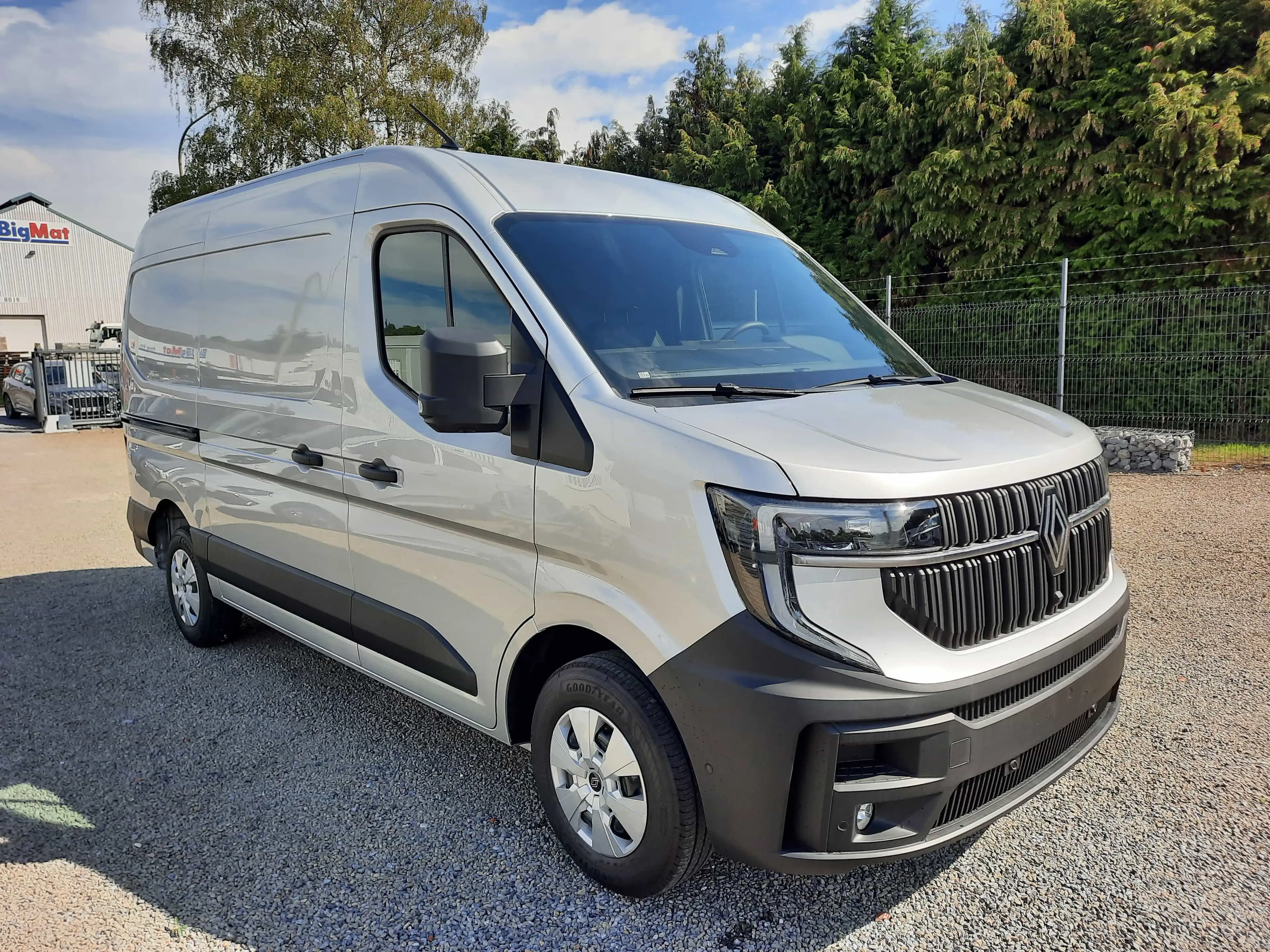 Renault Master Fourgon 3.5T L2H2 2.0 BlueDCI 170 A9 Extra 0 km — photo 14