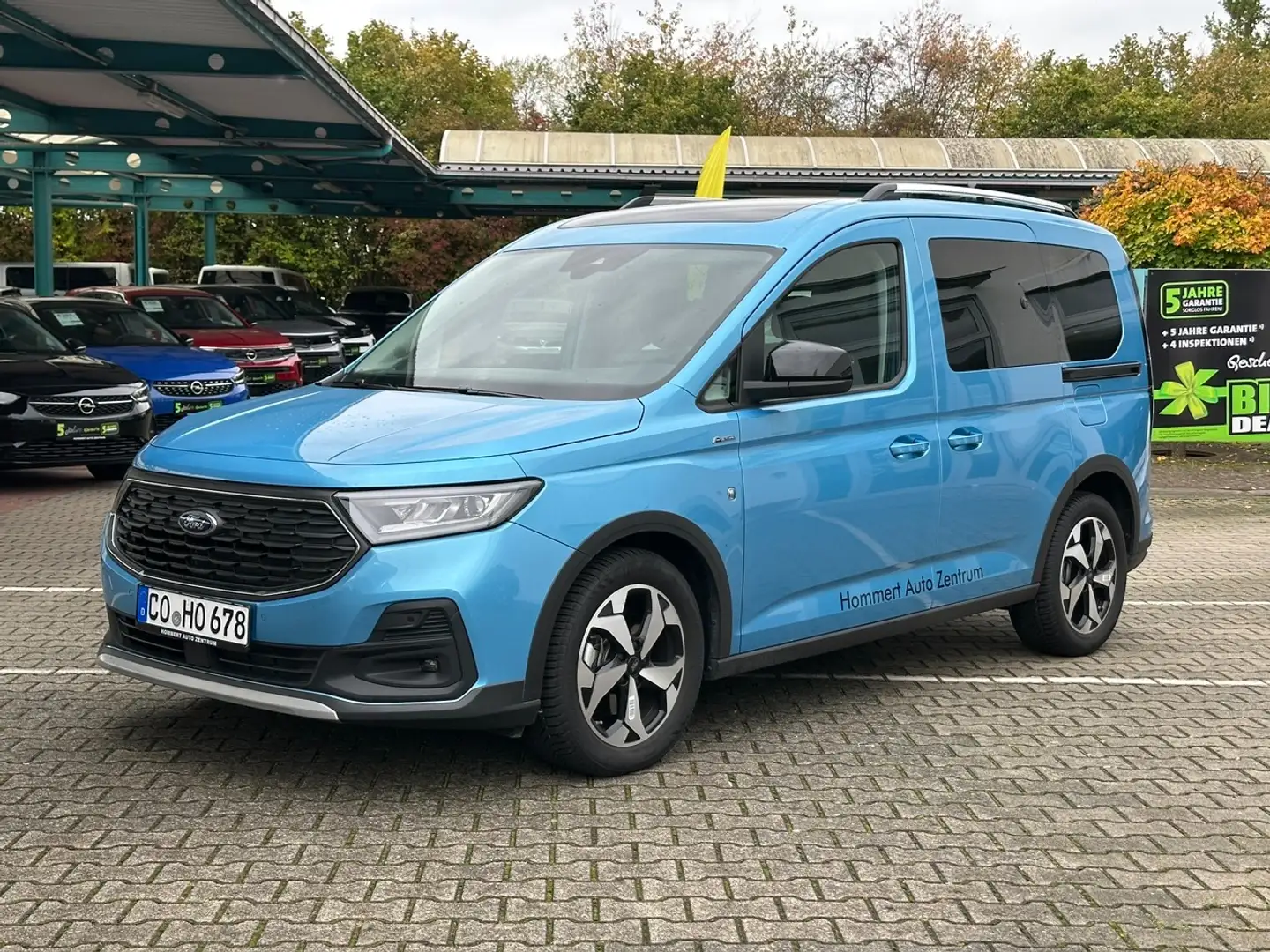 Ford Tourneo Connect 2.0 EcoBlue Active Klimaautomatik Blau - 2