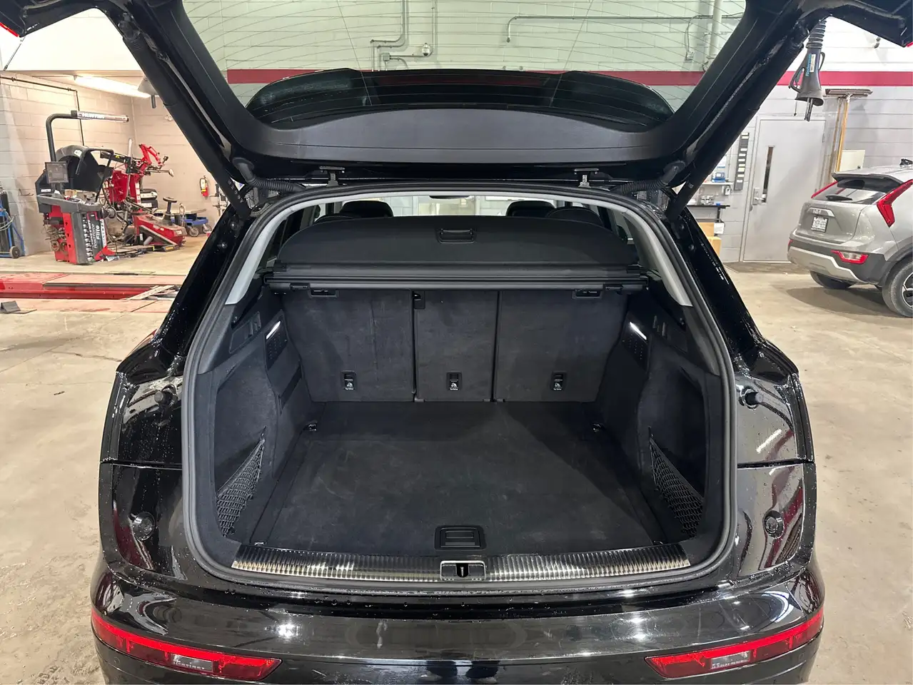 Audi Q5 снимка Audi Q5