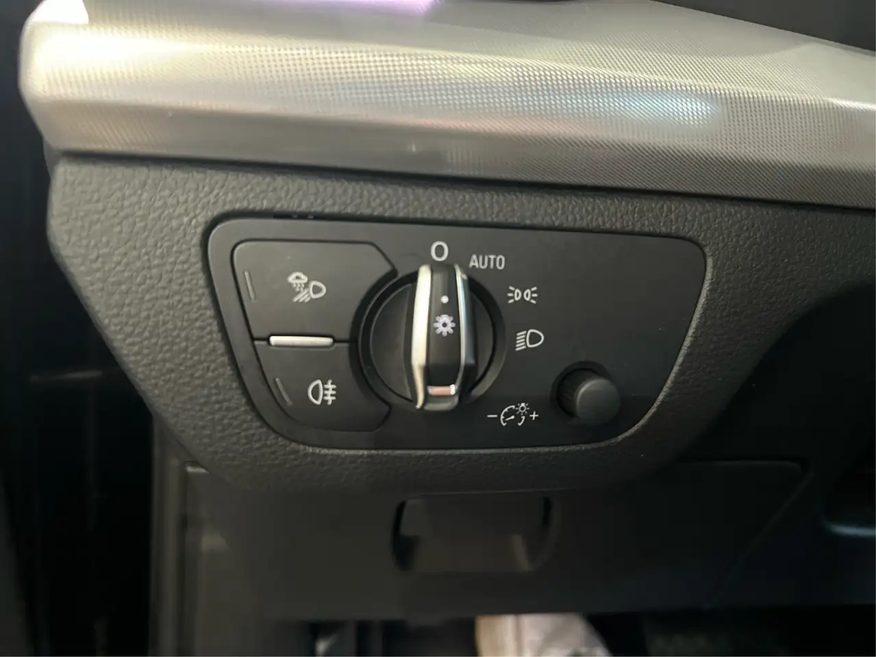 Audi Q5 снимка Audi Q5