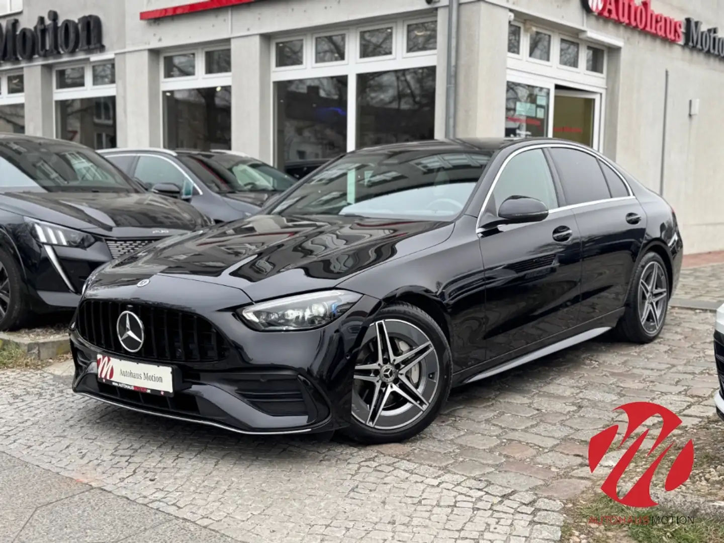 Mercedes-Benz C 300 AMG line 4Matic Navi Kamera Totwinkelassistent Schwarz - 2