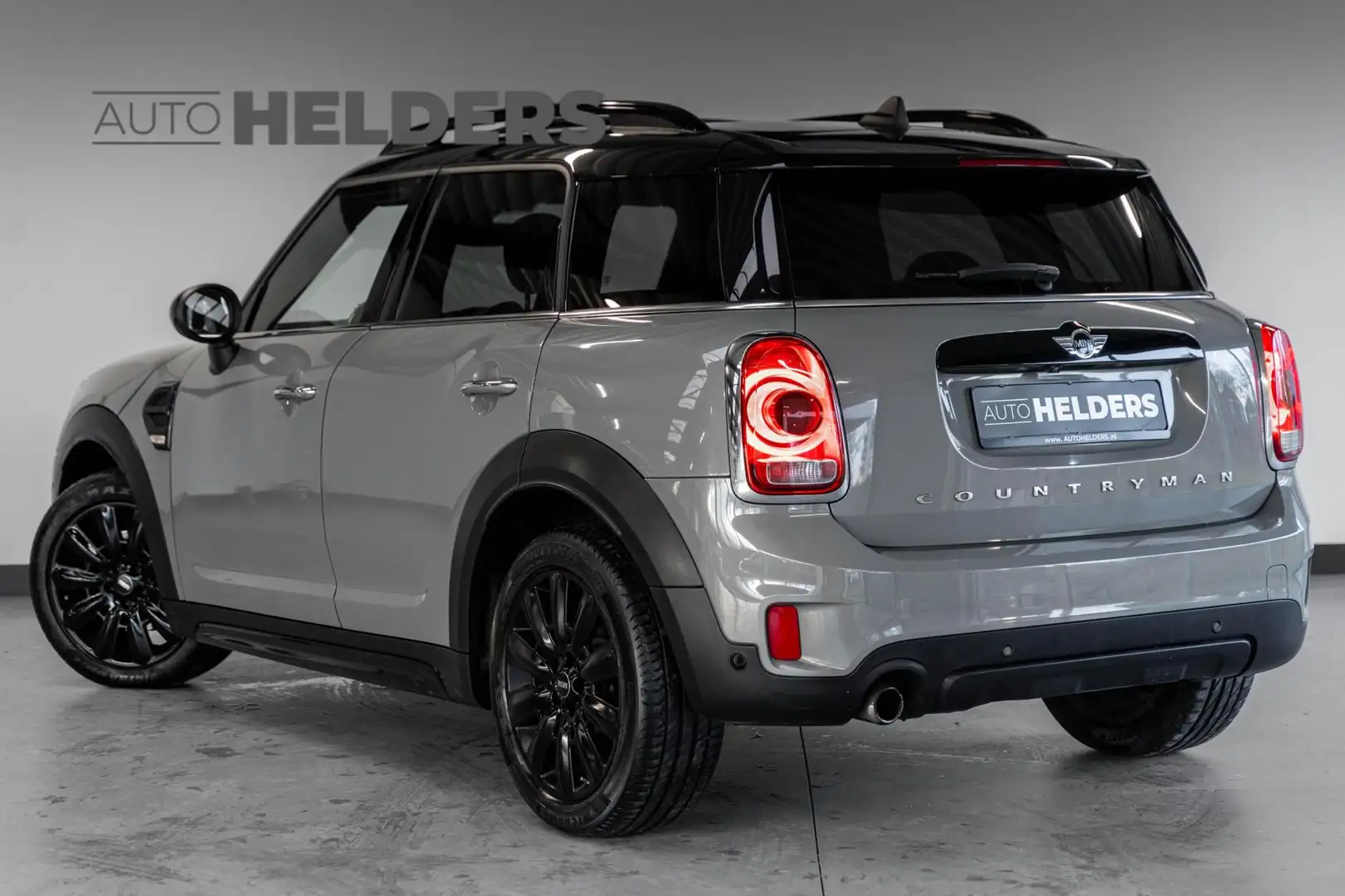 MINI Cooper Countryman 1.5 Chili CarPlay Camera Pano 18' Grijs - 2