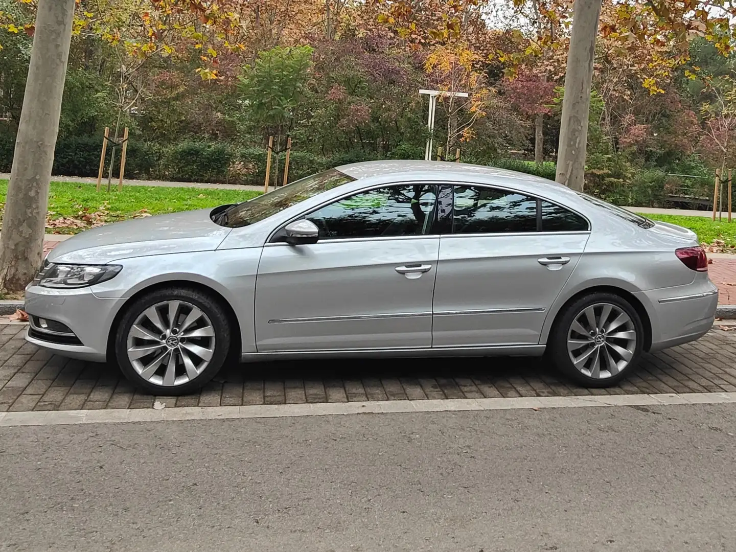 Volkswagen CC CC 2.0TDI BMT 140 Argent - 2